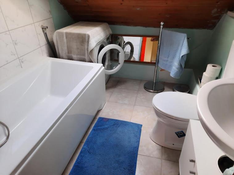 Tahi Apartman