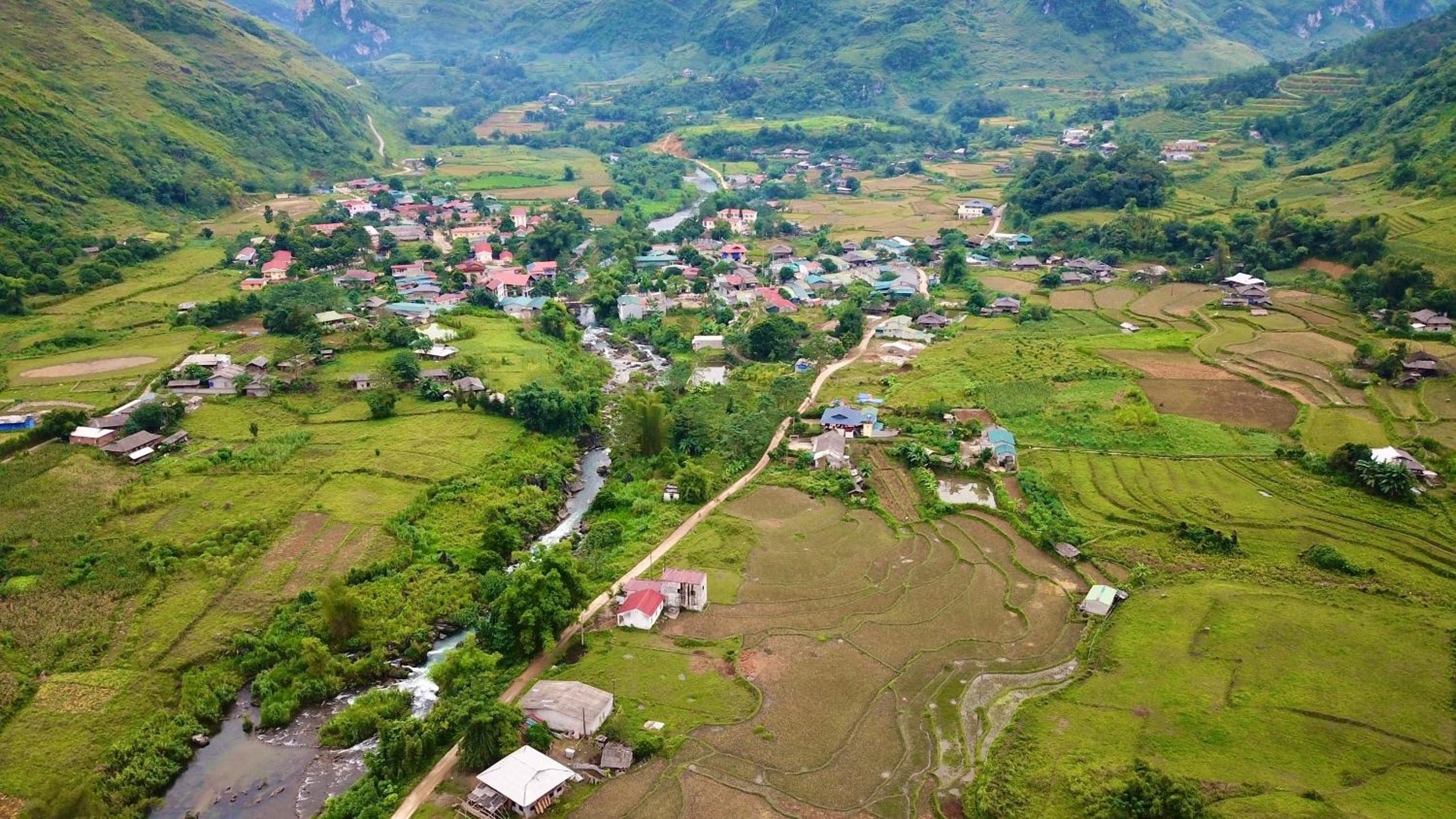 Du Gia Field View Homestay
