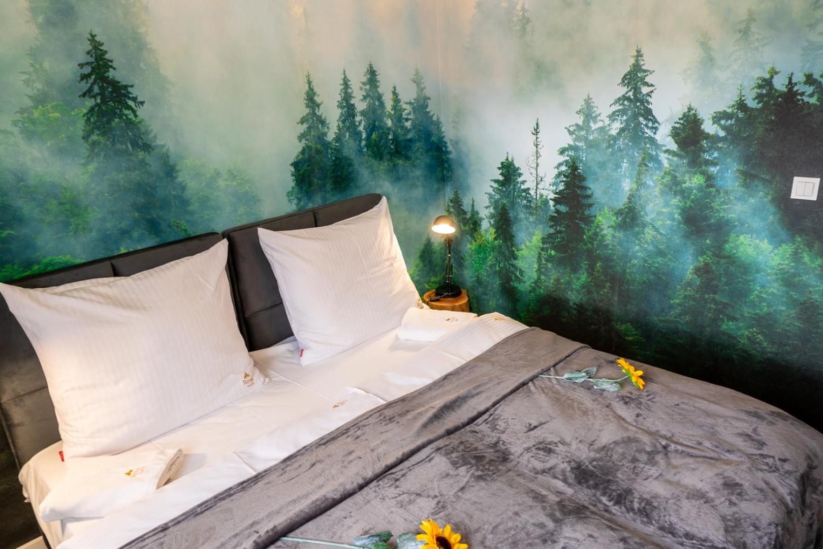 Apartamenty z basenem i saunami STONE HILL RESORT VIP Centrum by Royal Aparts