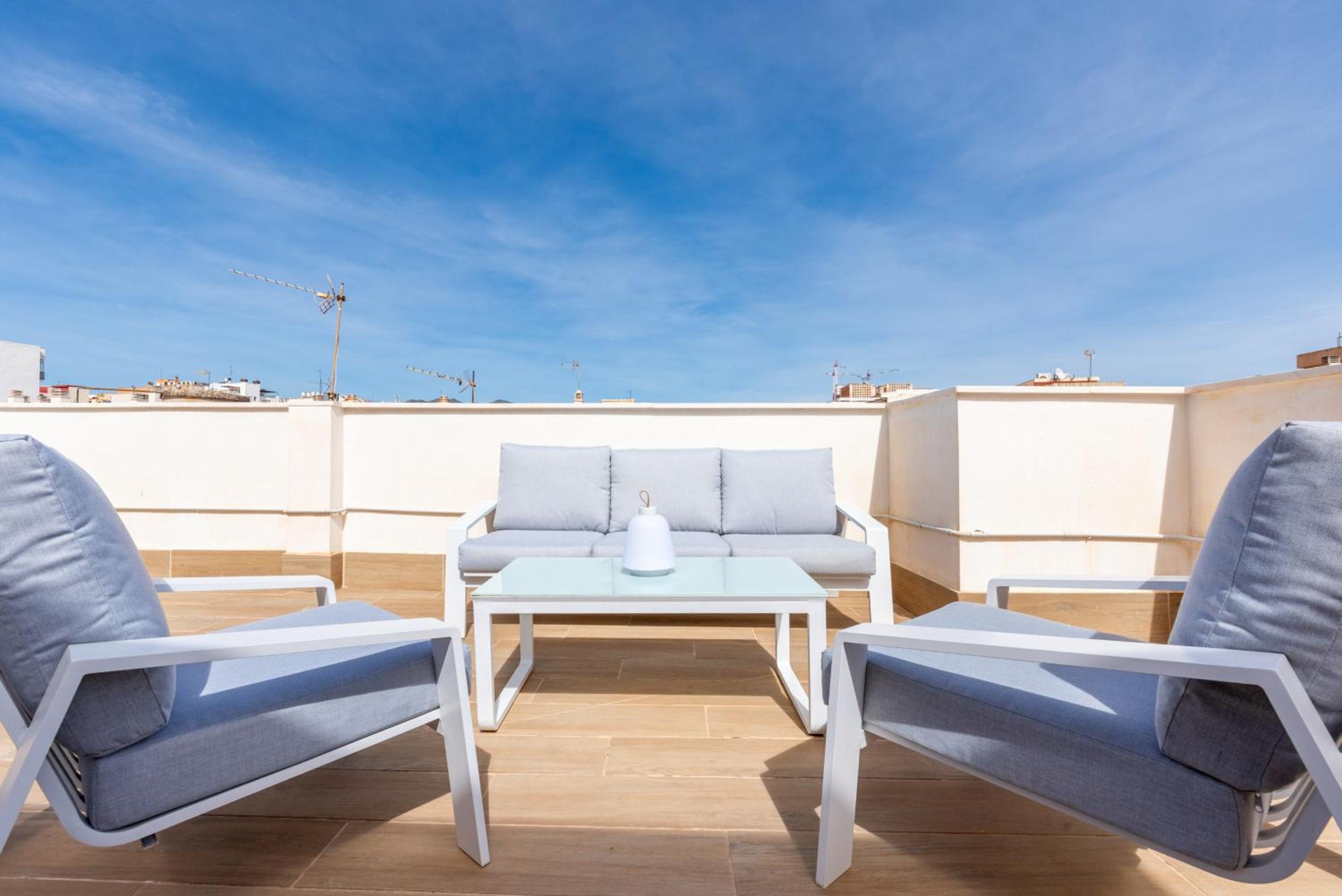 WintowinRentals Great Penthouse Newly Built