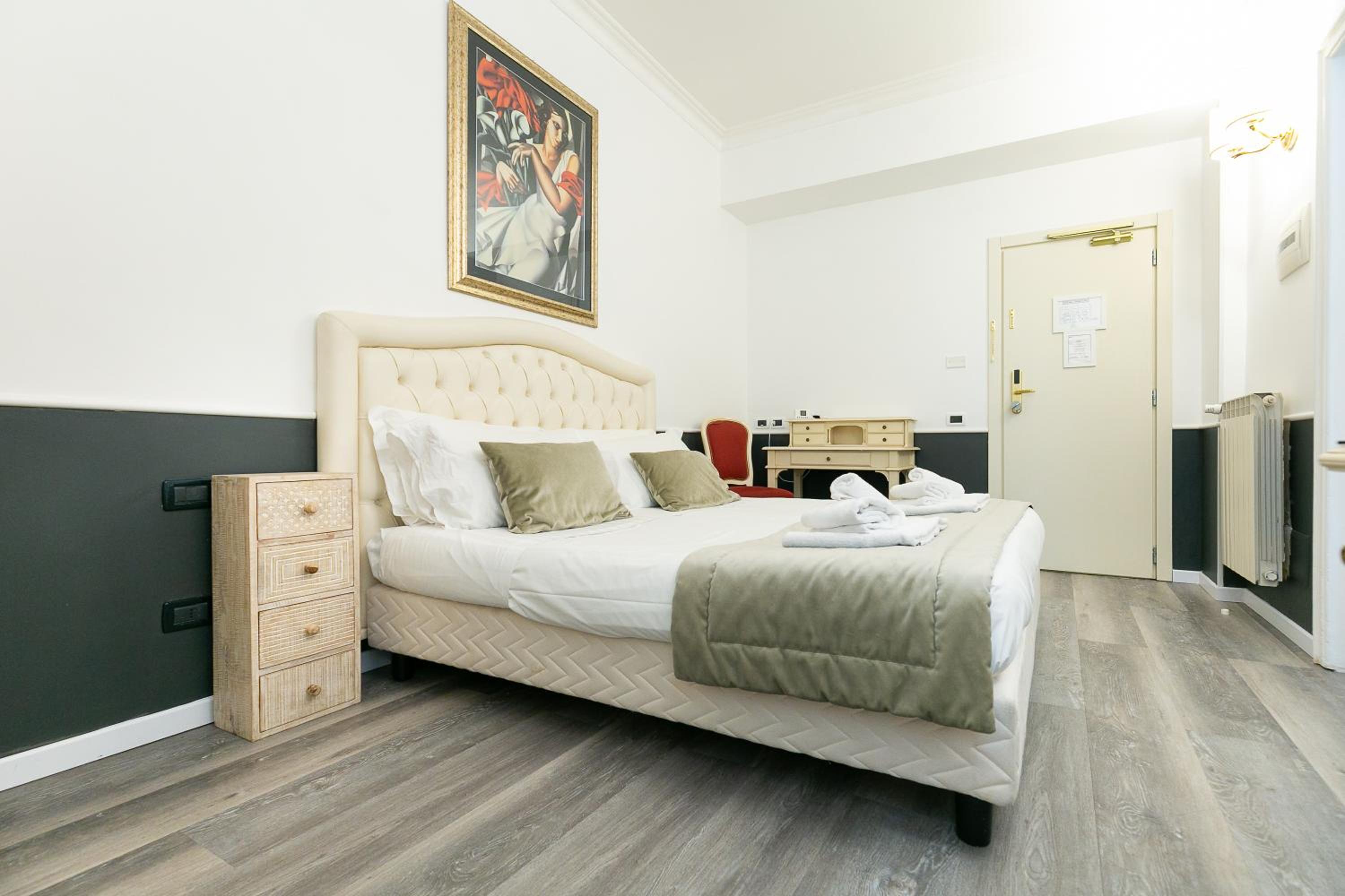 Capitolium Rooms