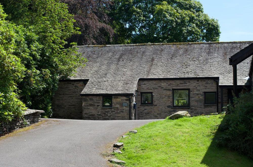 Grange Cottage Lakeside Windermere view 2