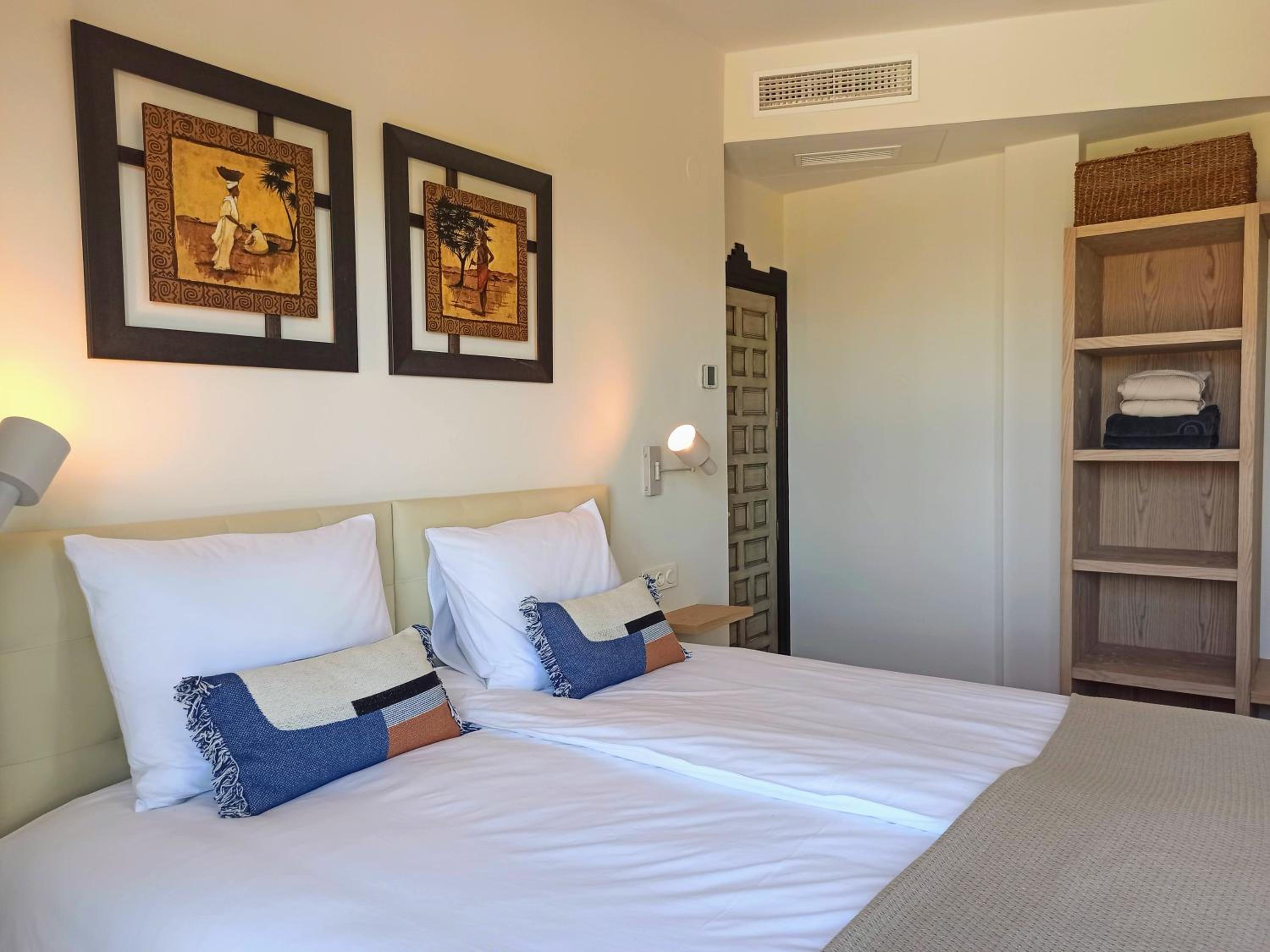 Loma Serena Luxury Villa met verwarmd zwembad en tennisbaan