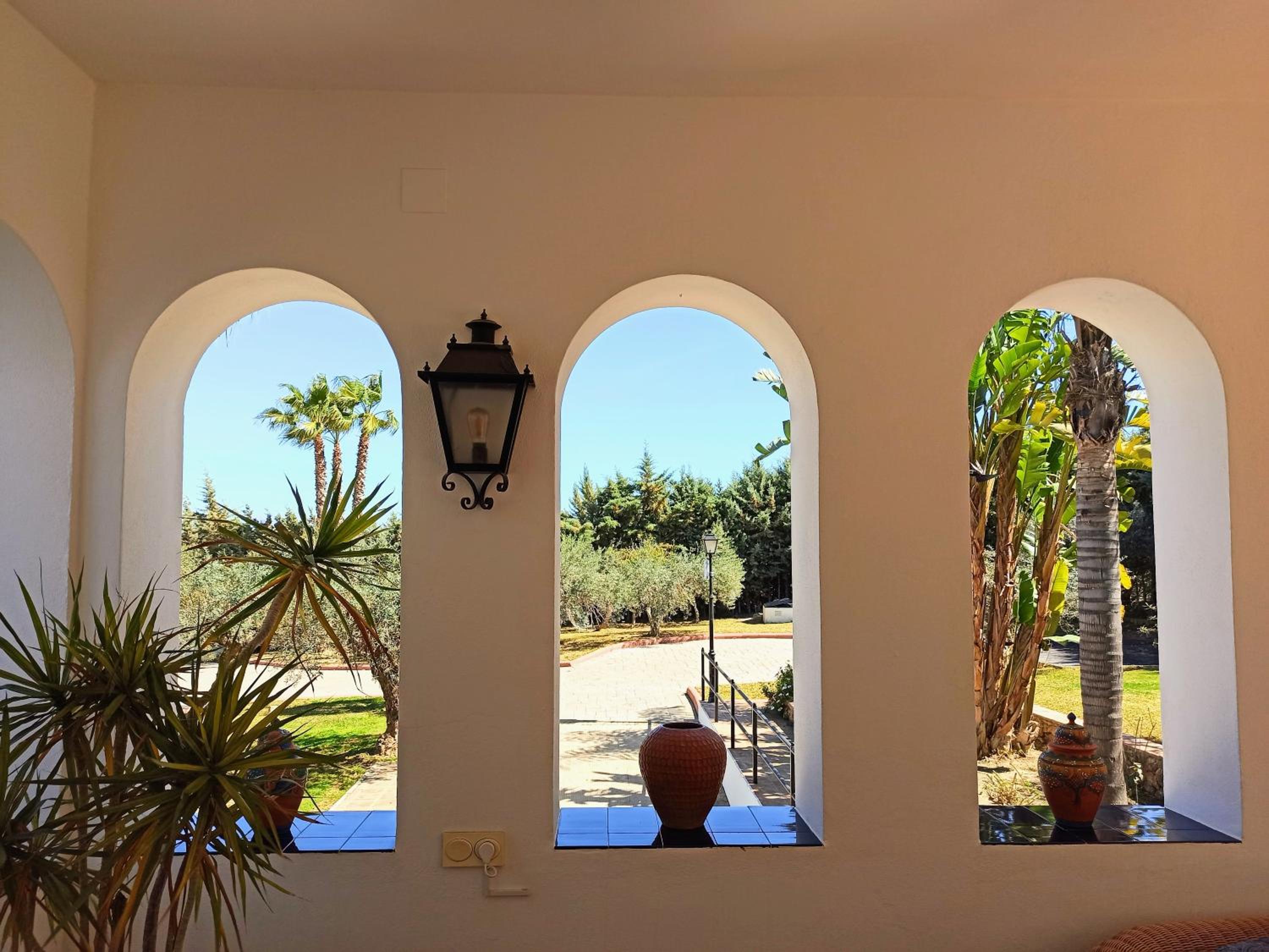 Loma Serena Luxury Villa met verwarmd zwembad en tennisbaan
