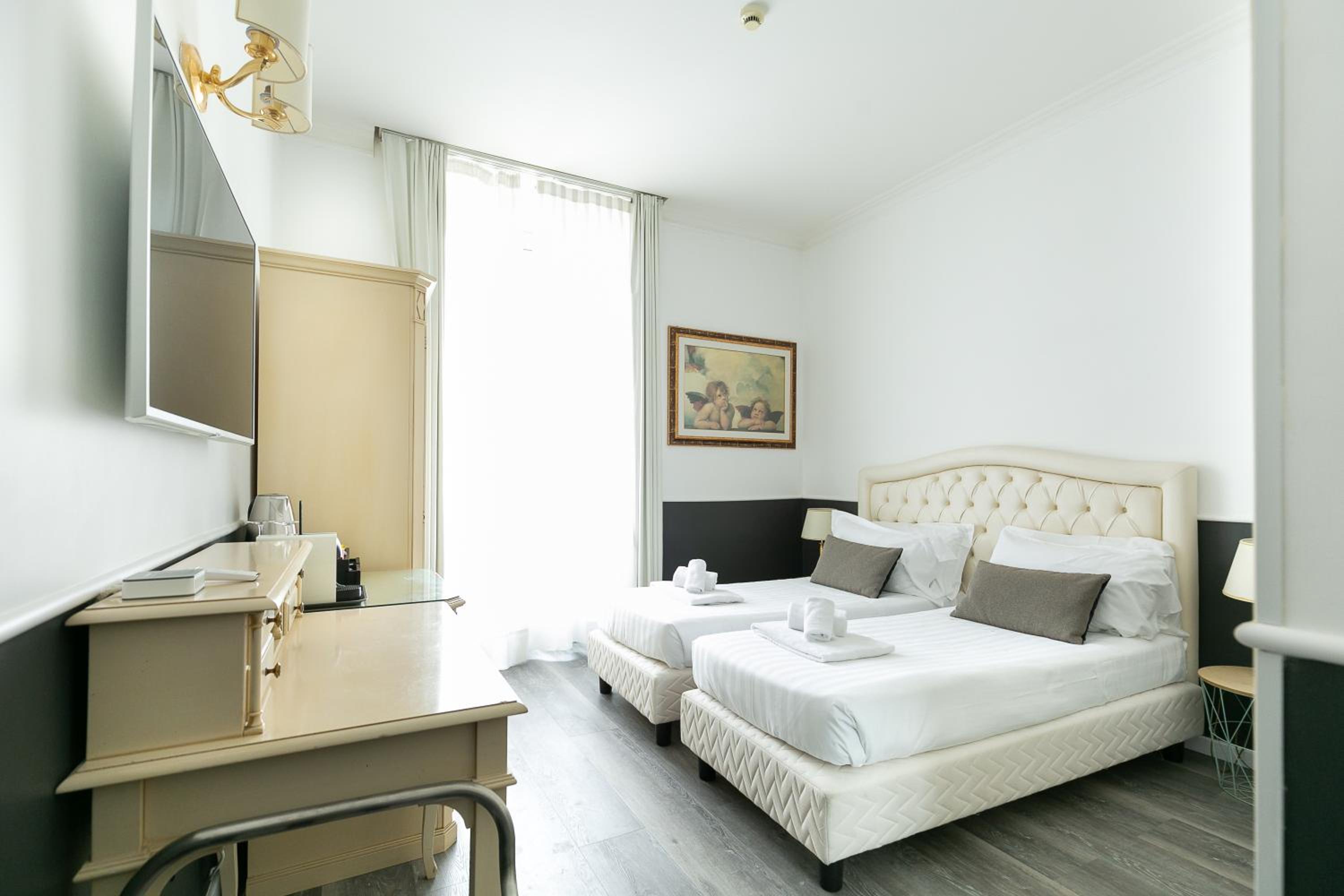 Capitolium Rooms