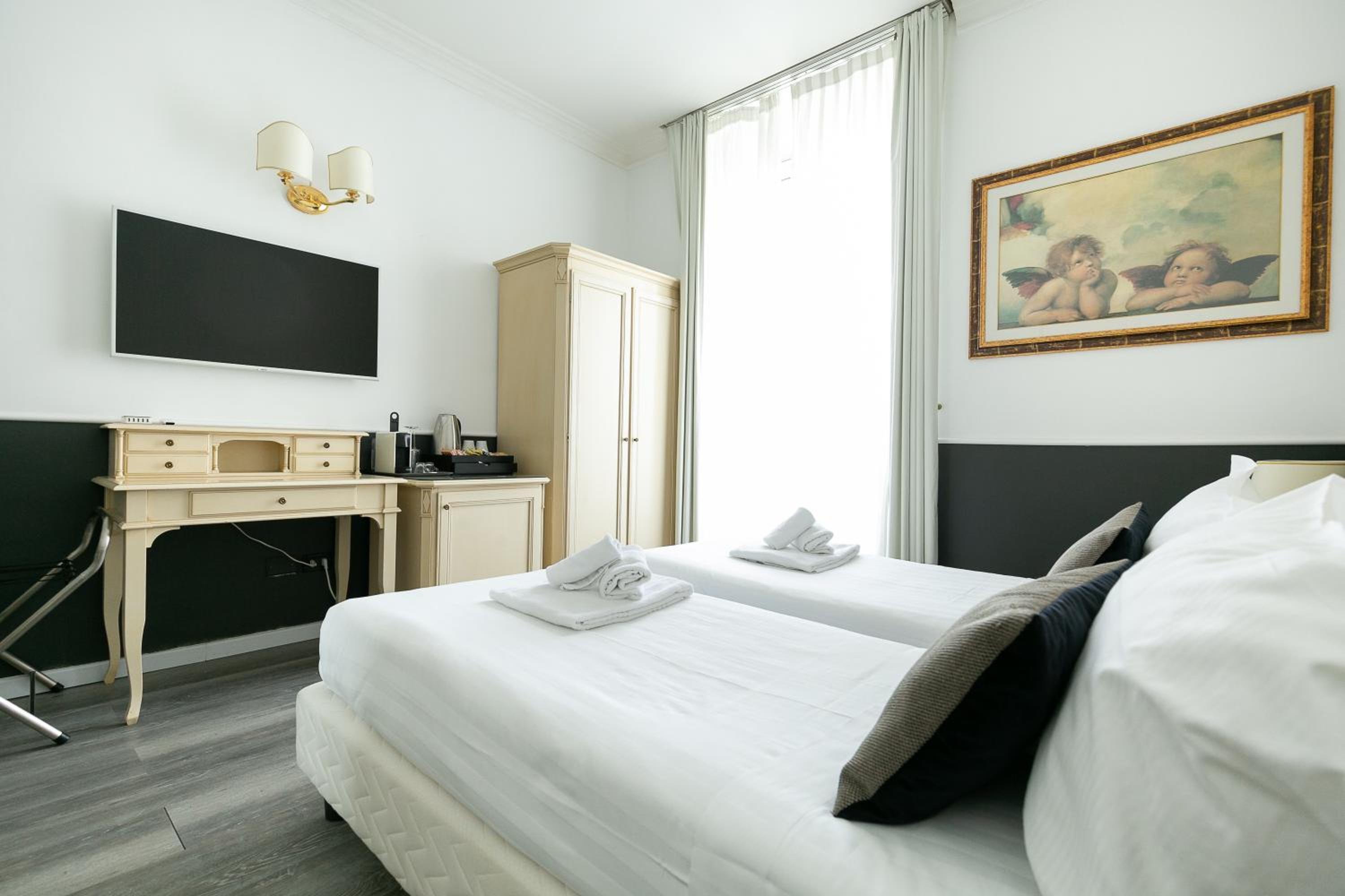 Capitolium Rooms