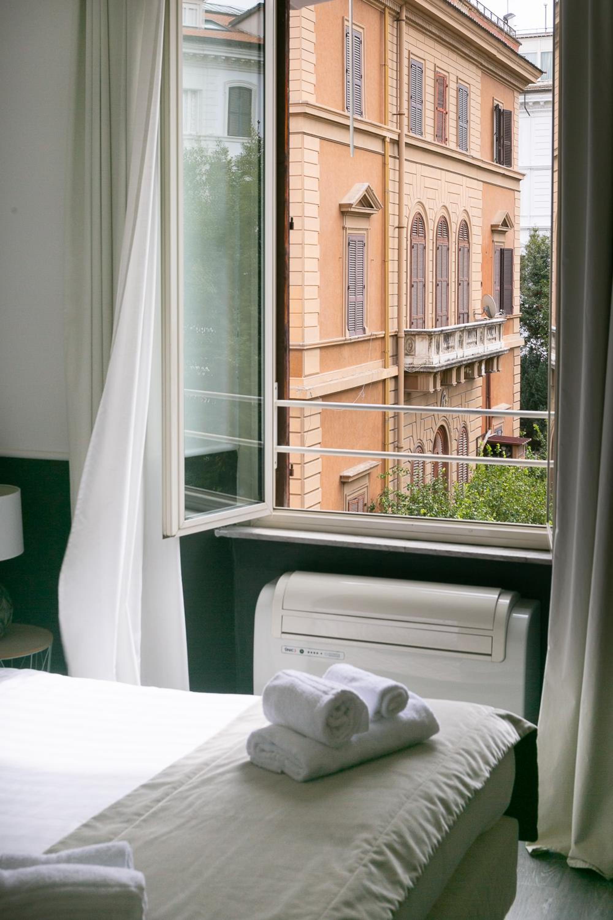 Capitolium Rooms