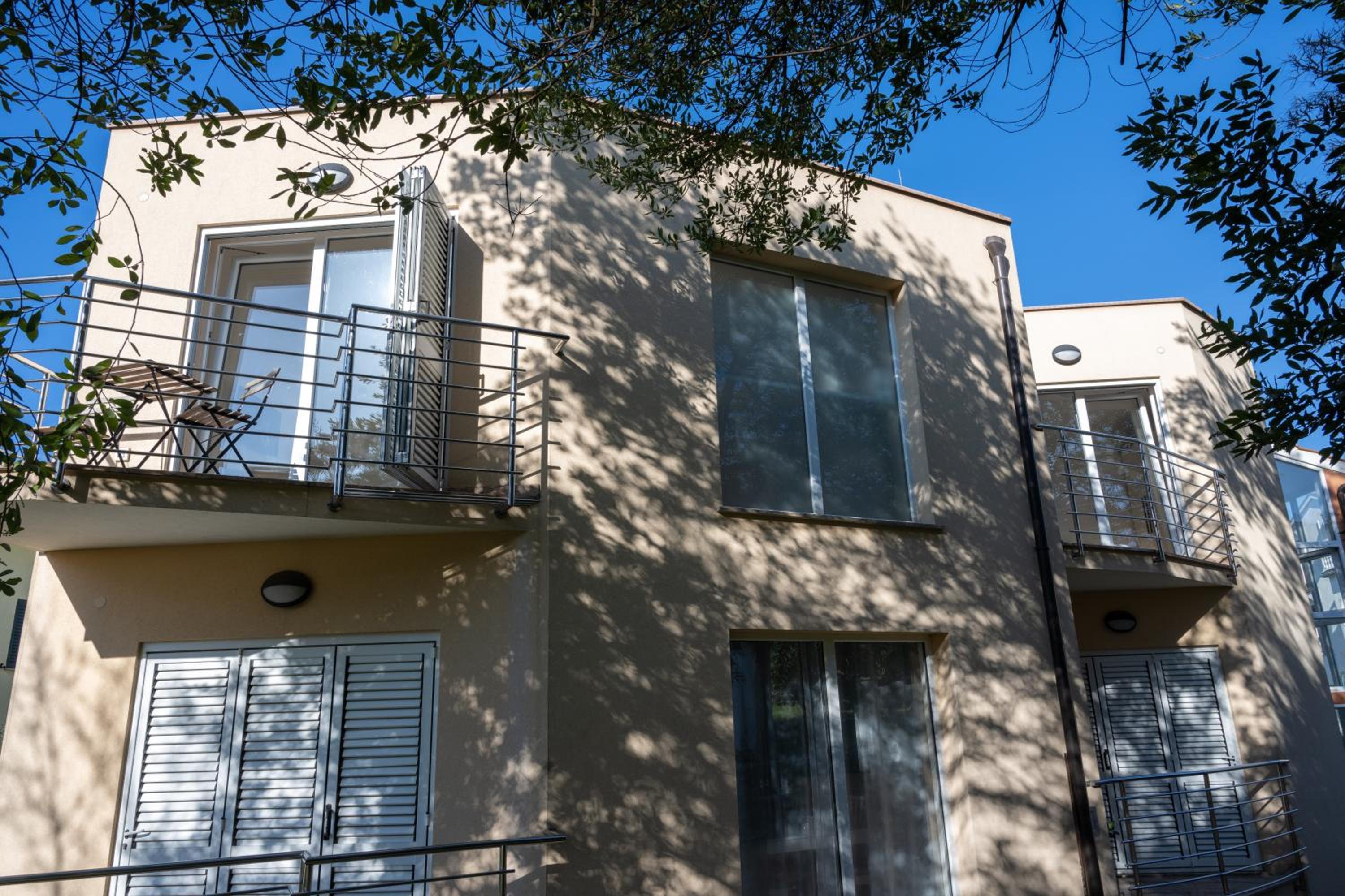 Apartments Davor