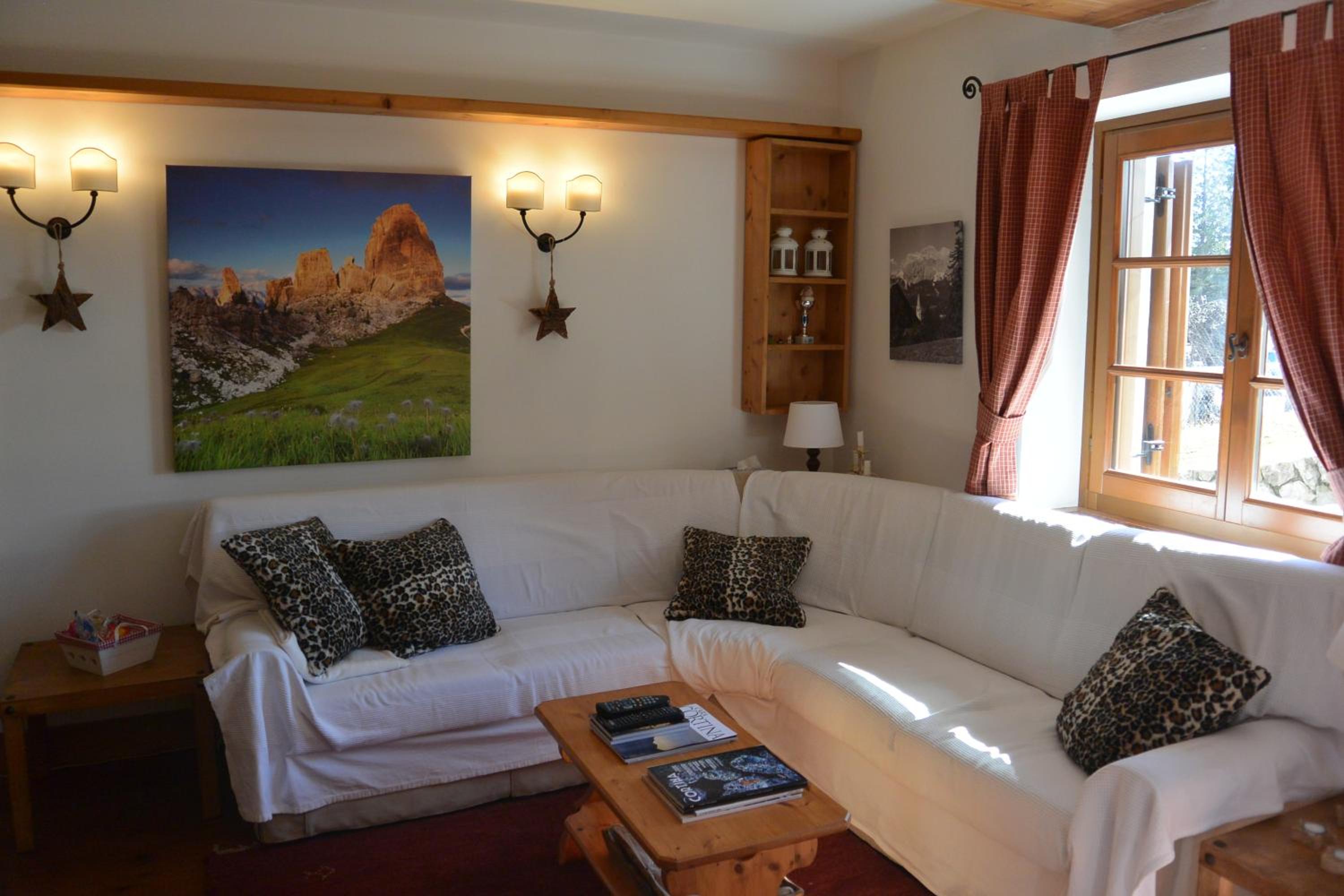 Villa Ronco - Stayincortina view 3