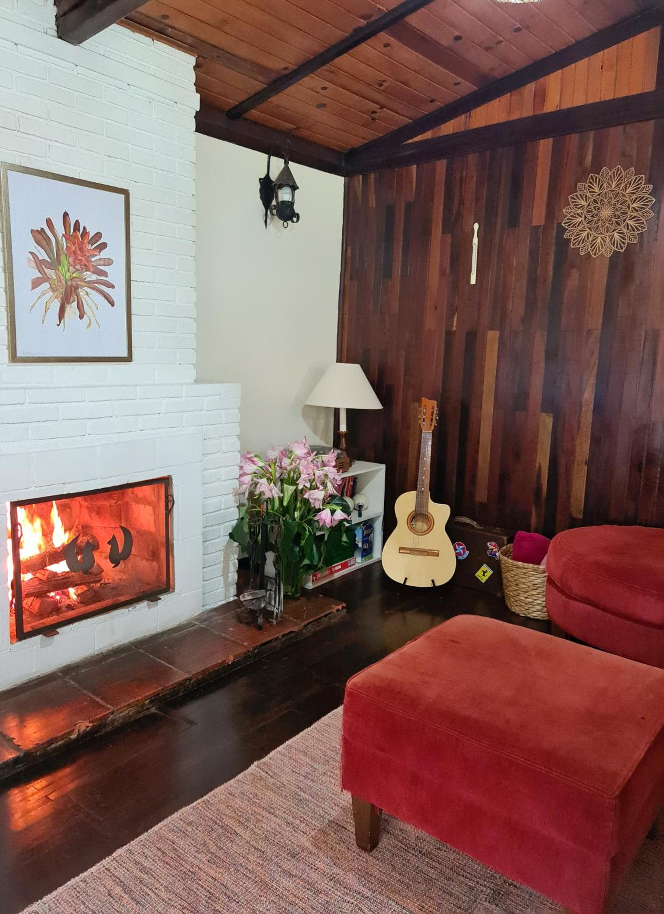 CASA EM CONDOMÍNIO