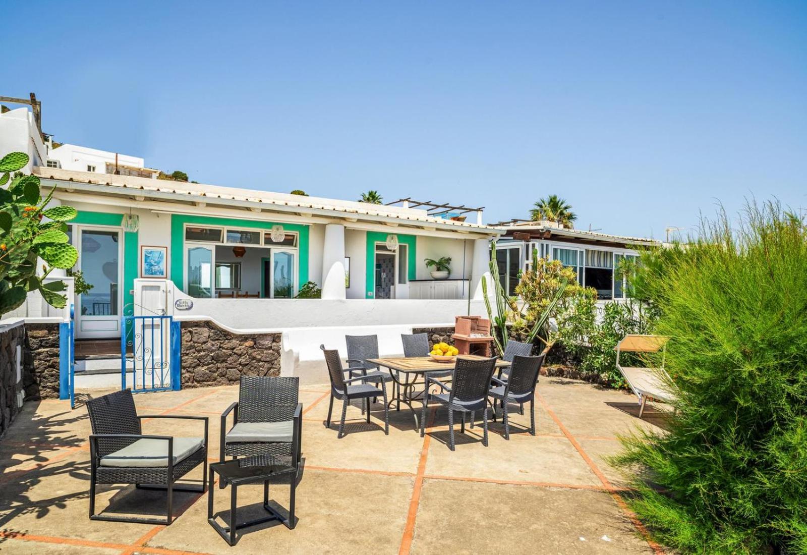 Villa Mareblu Luxury Holiday Apartment direttamente sul mare photo 3