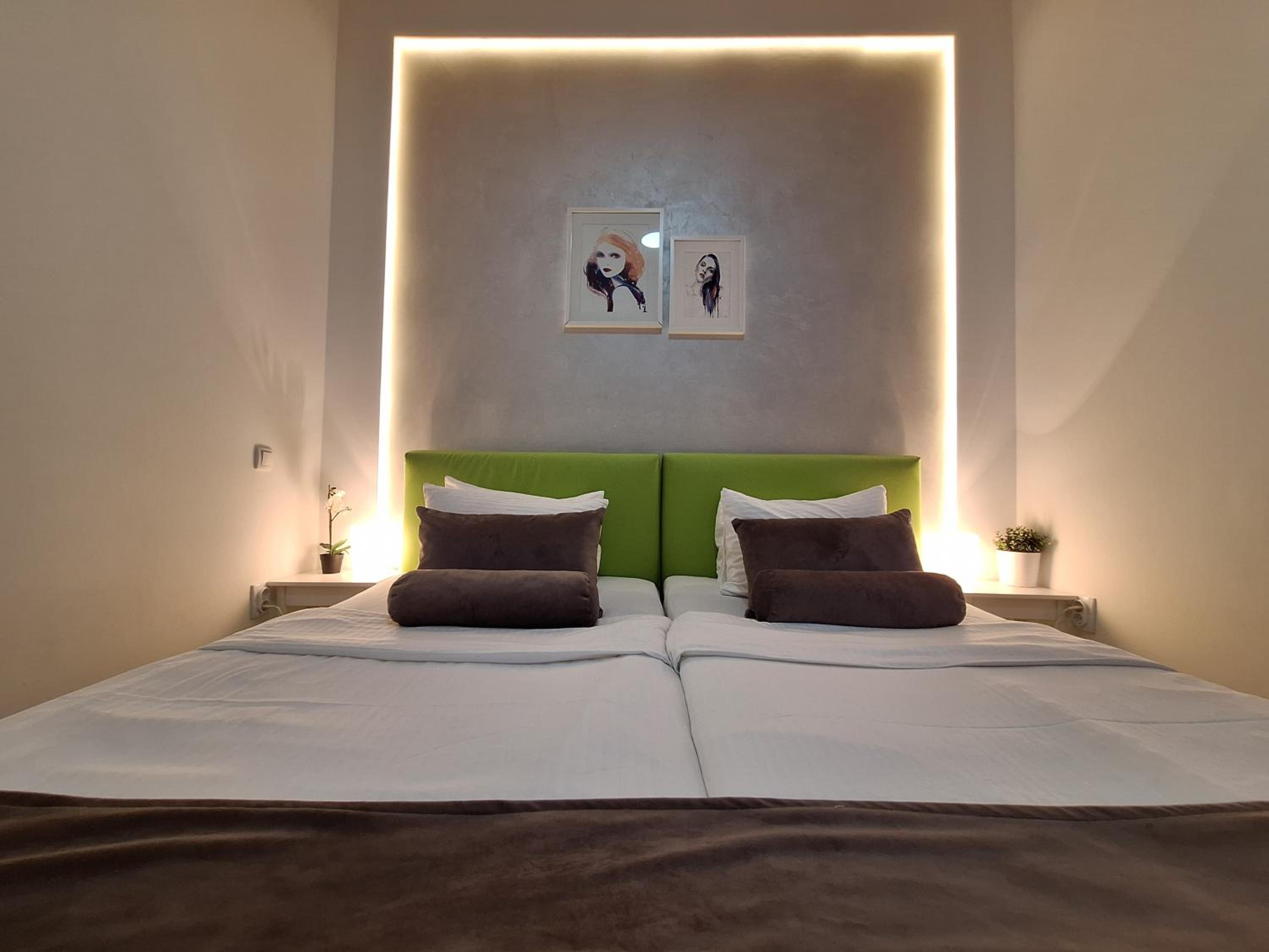 GENIUS APARTMENT