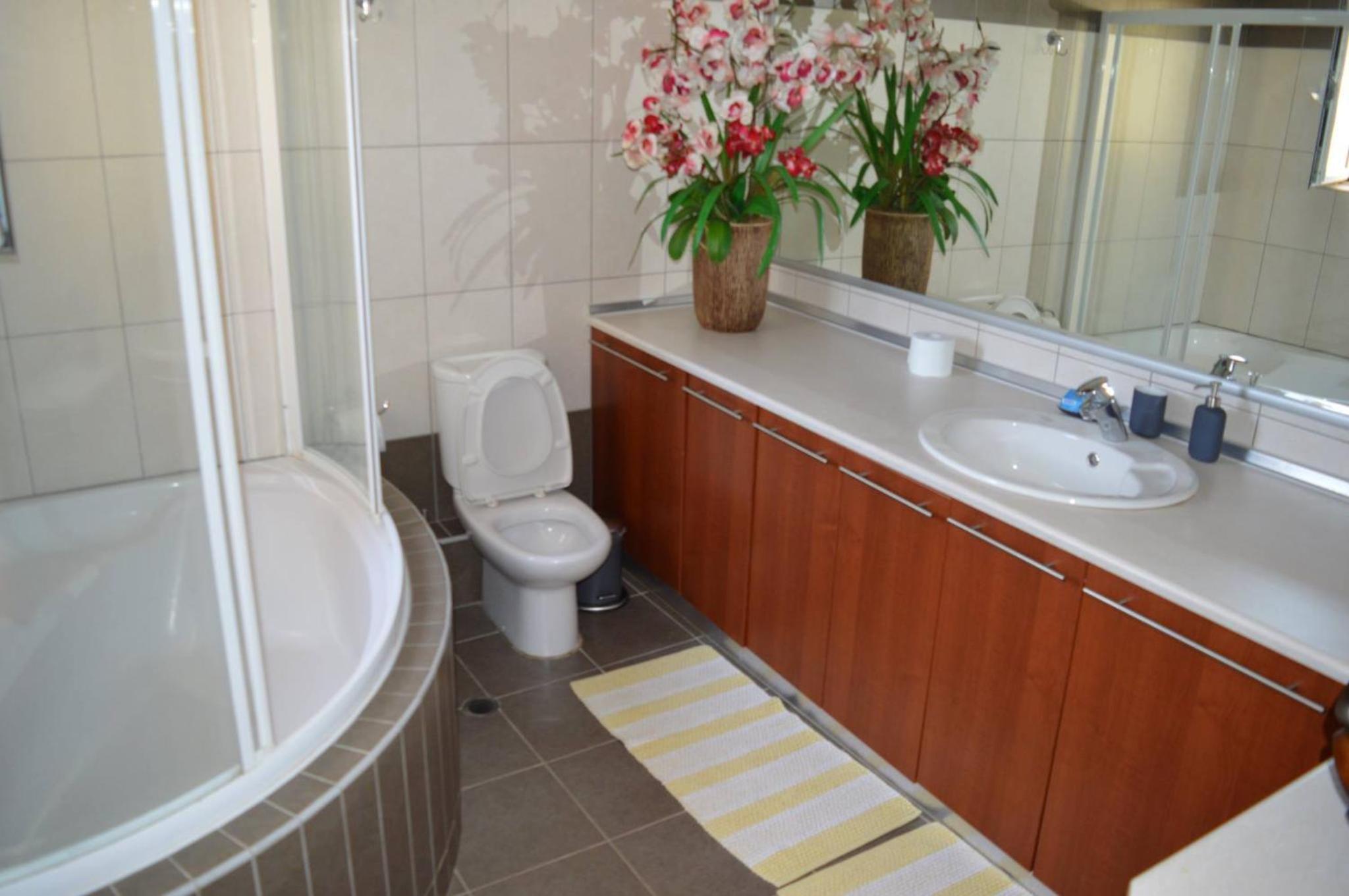 VILLA AVATOS 1 - Near to the port of Rafina and the airport of Athens view 5