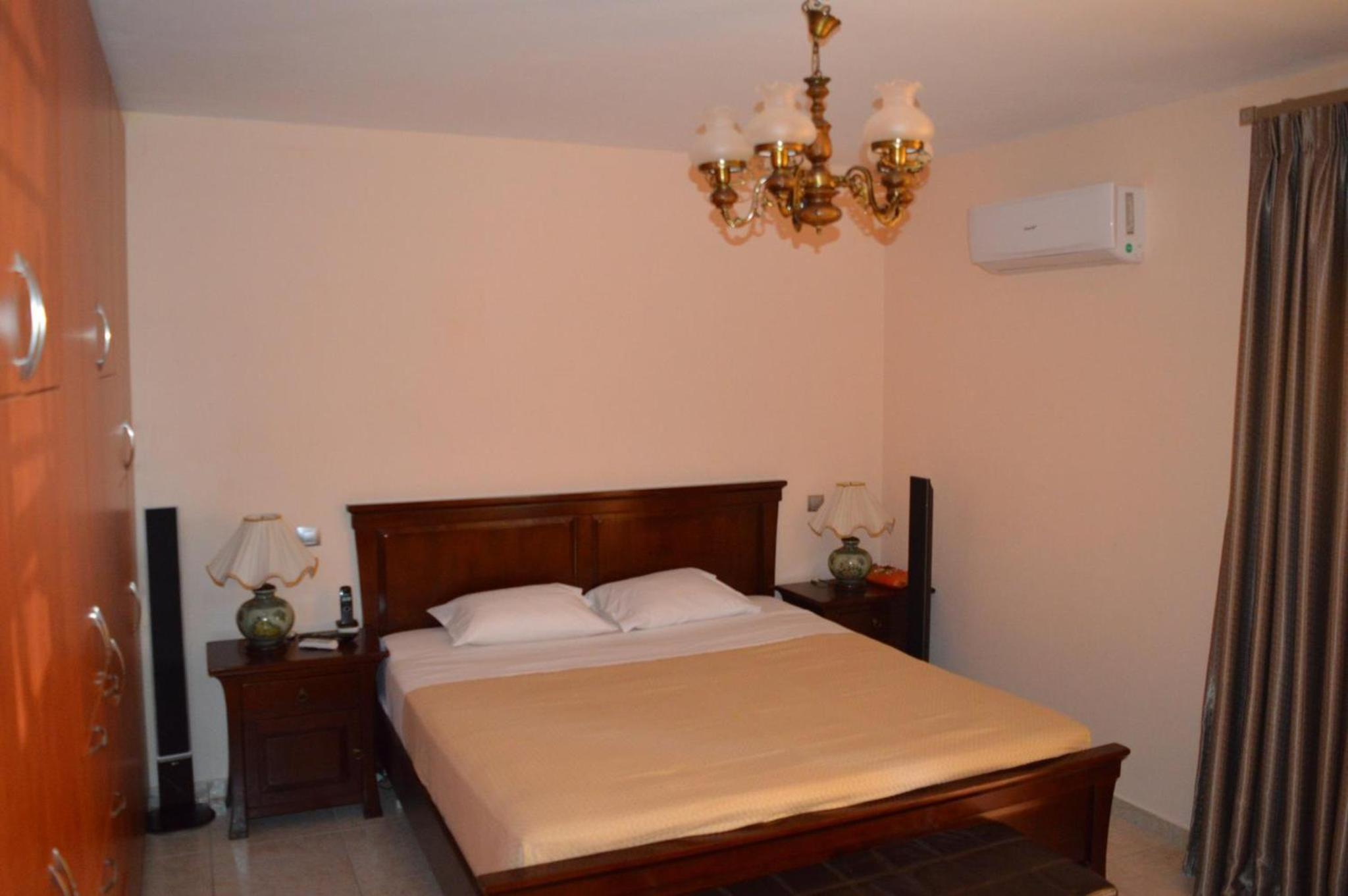 VILLA AVATOS 1 - Near to the port of Rafina and the airport of Athens view 4