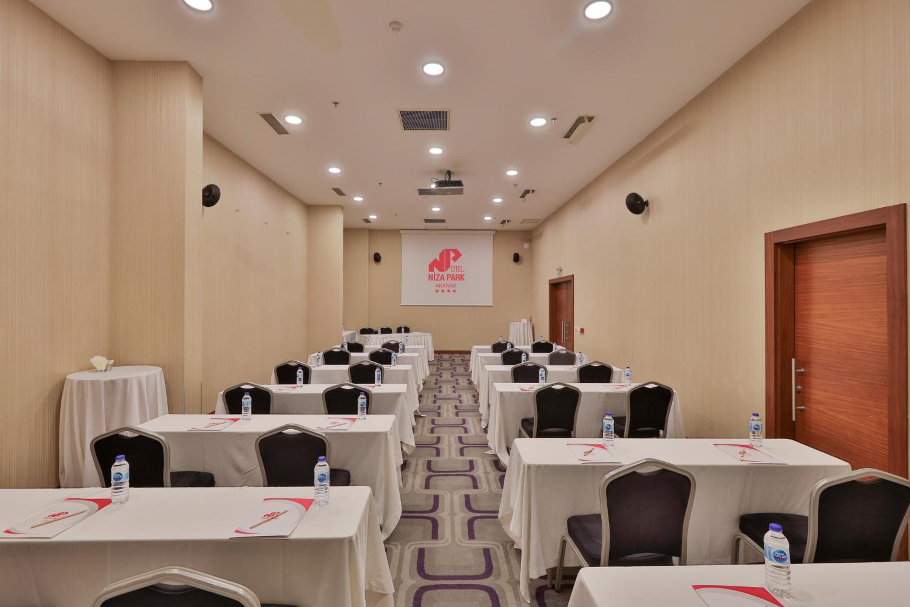 Niza Park Hotel - Image 28