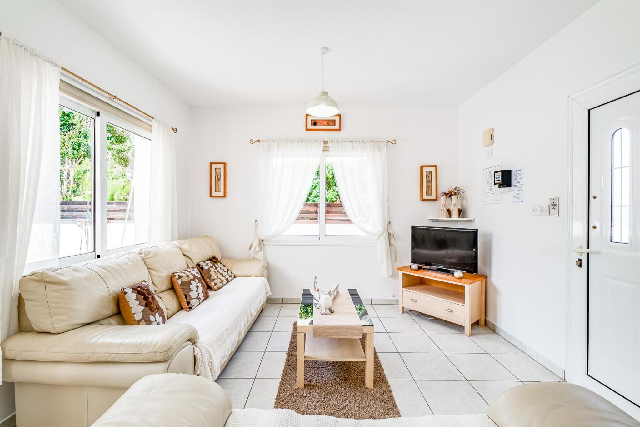 Villa Sunnyside Mandali by Ezoria Villas