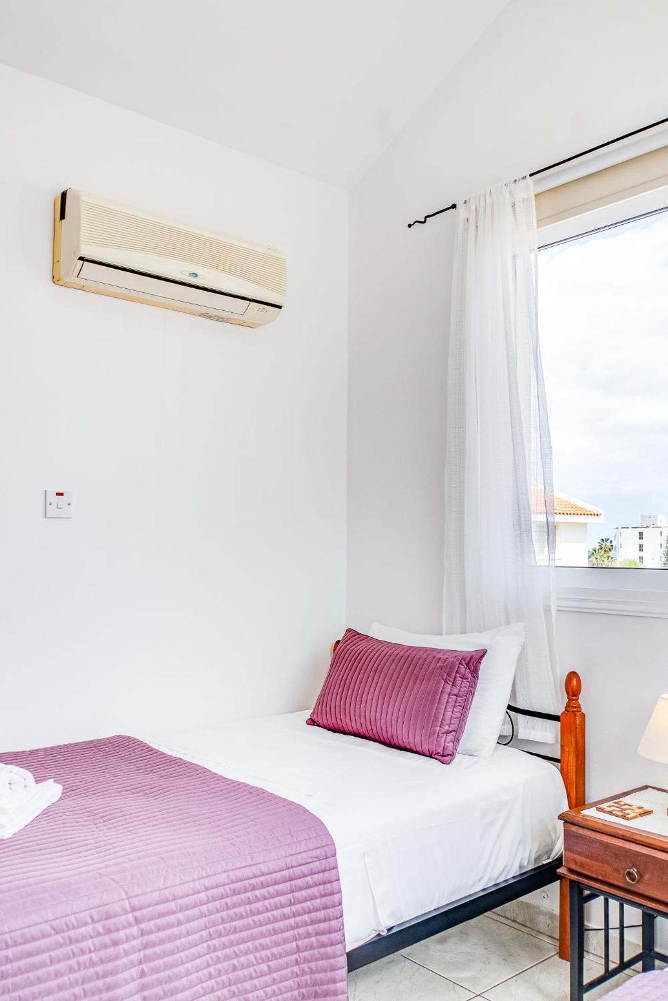 Villa Sunnyside Mandali by Ezoria Villas
