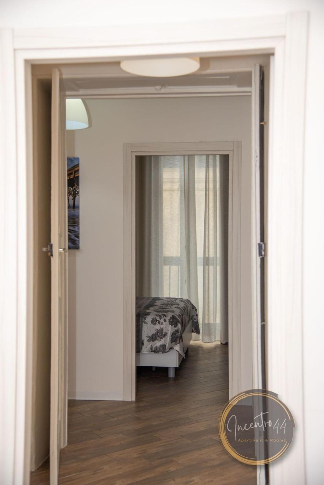 Incentro 44 en Cava deʼ Tirreni — hotel room
