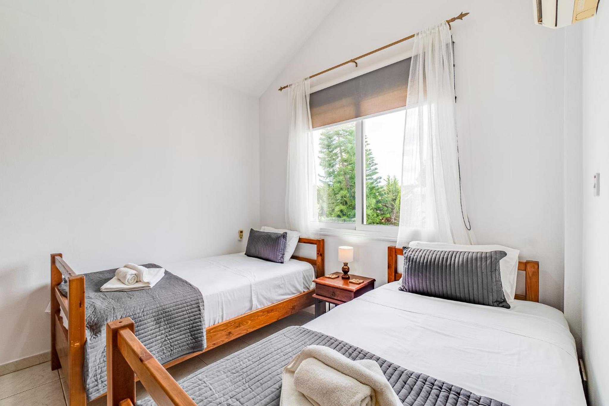 Villa Sunnyside Mandali by Ezoria Villas