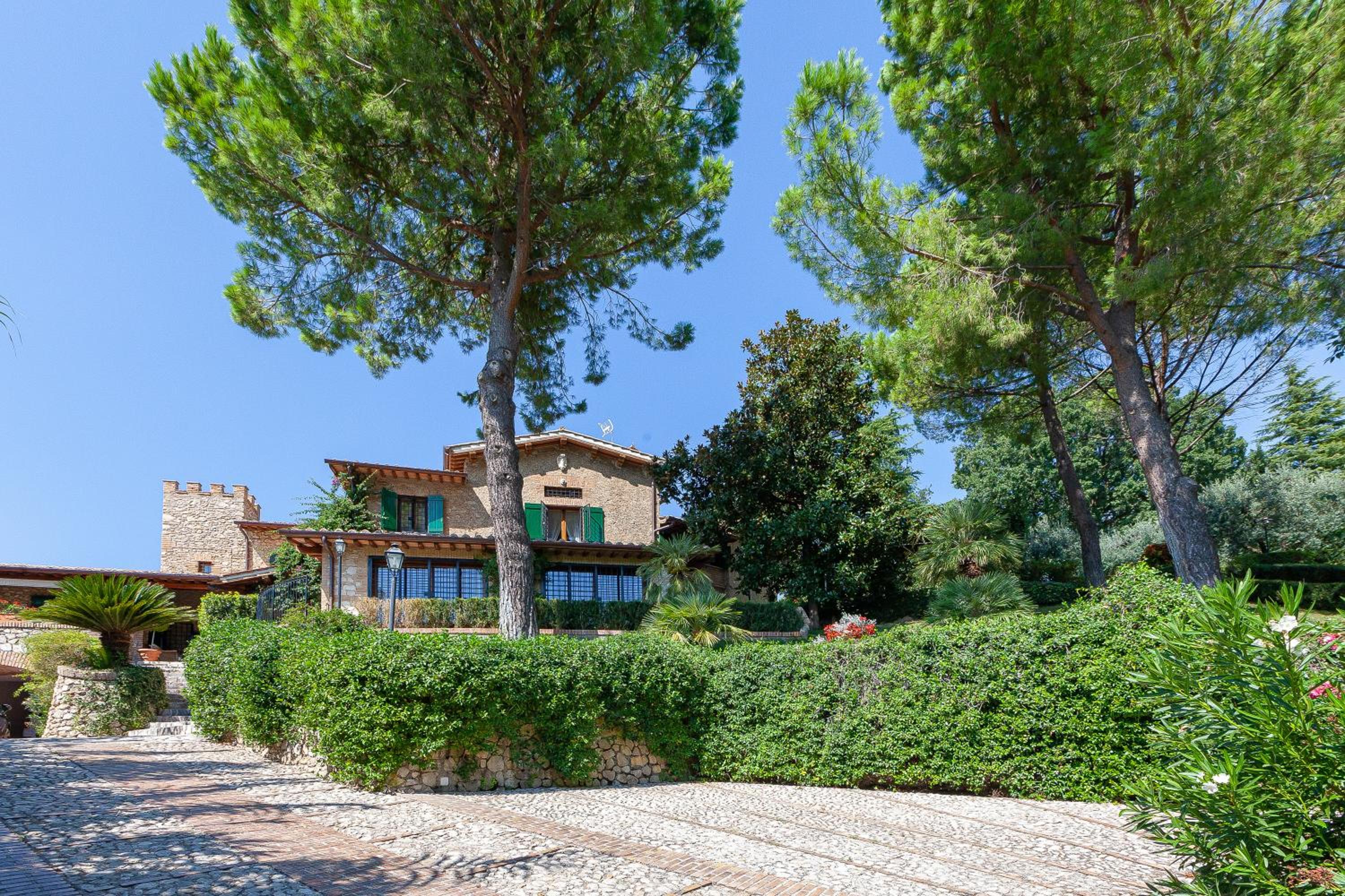 Conti Beccaris Castle by Rental in Rome