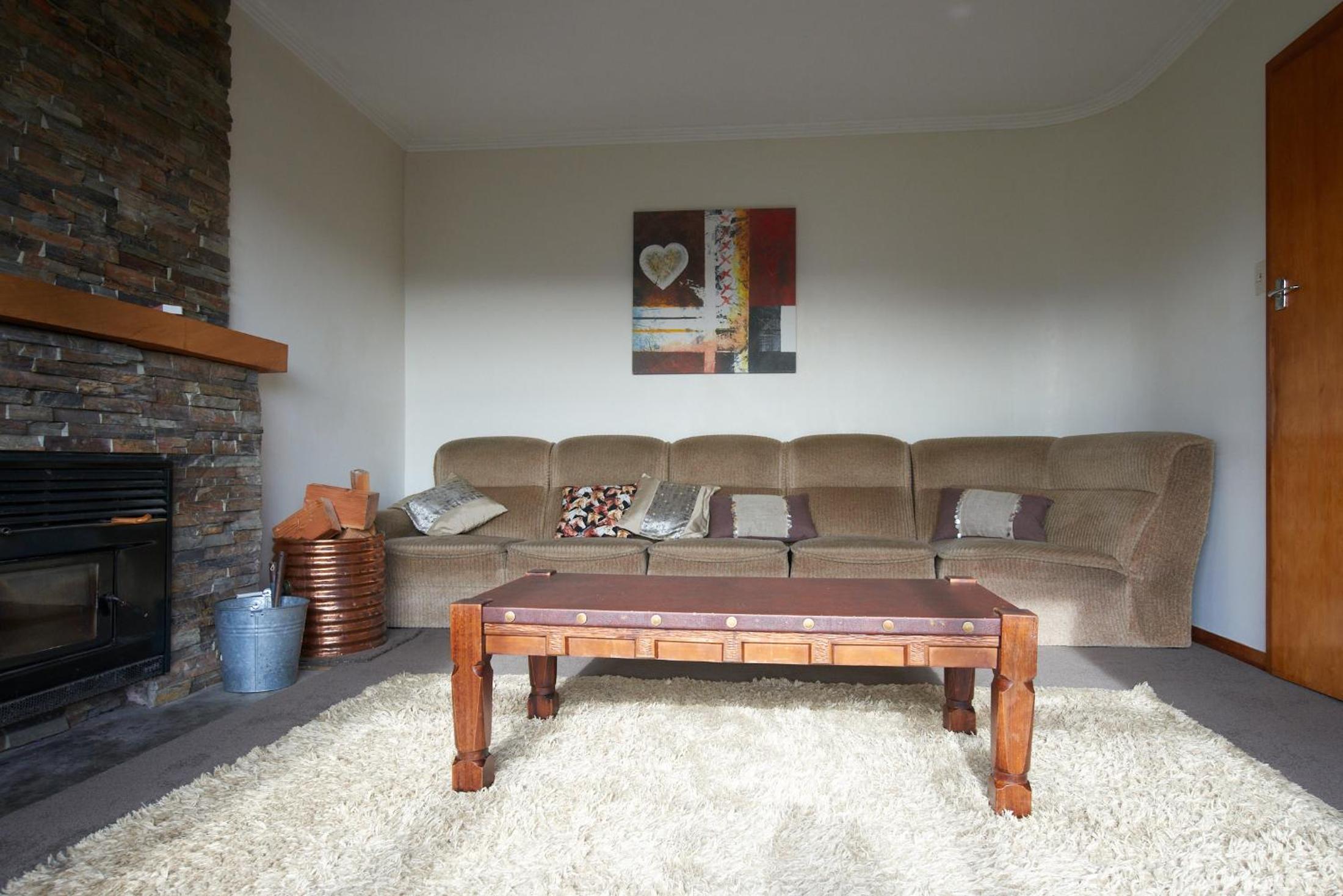 The Field House - Ohakune Holiday Home view 2