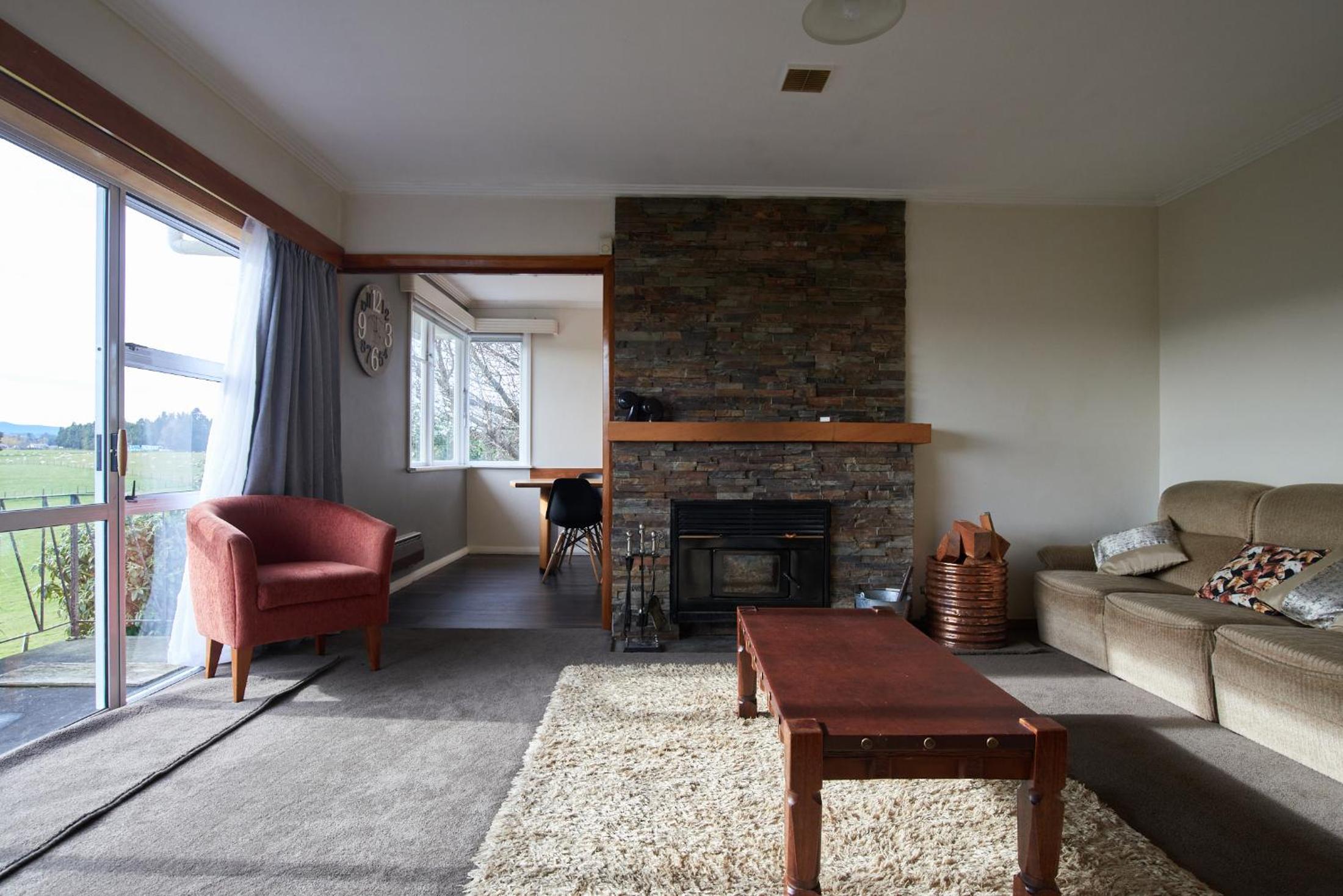 The Field House - Ohakune Holiday Home view 3