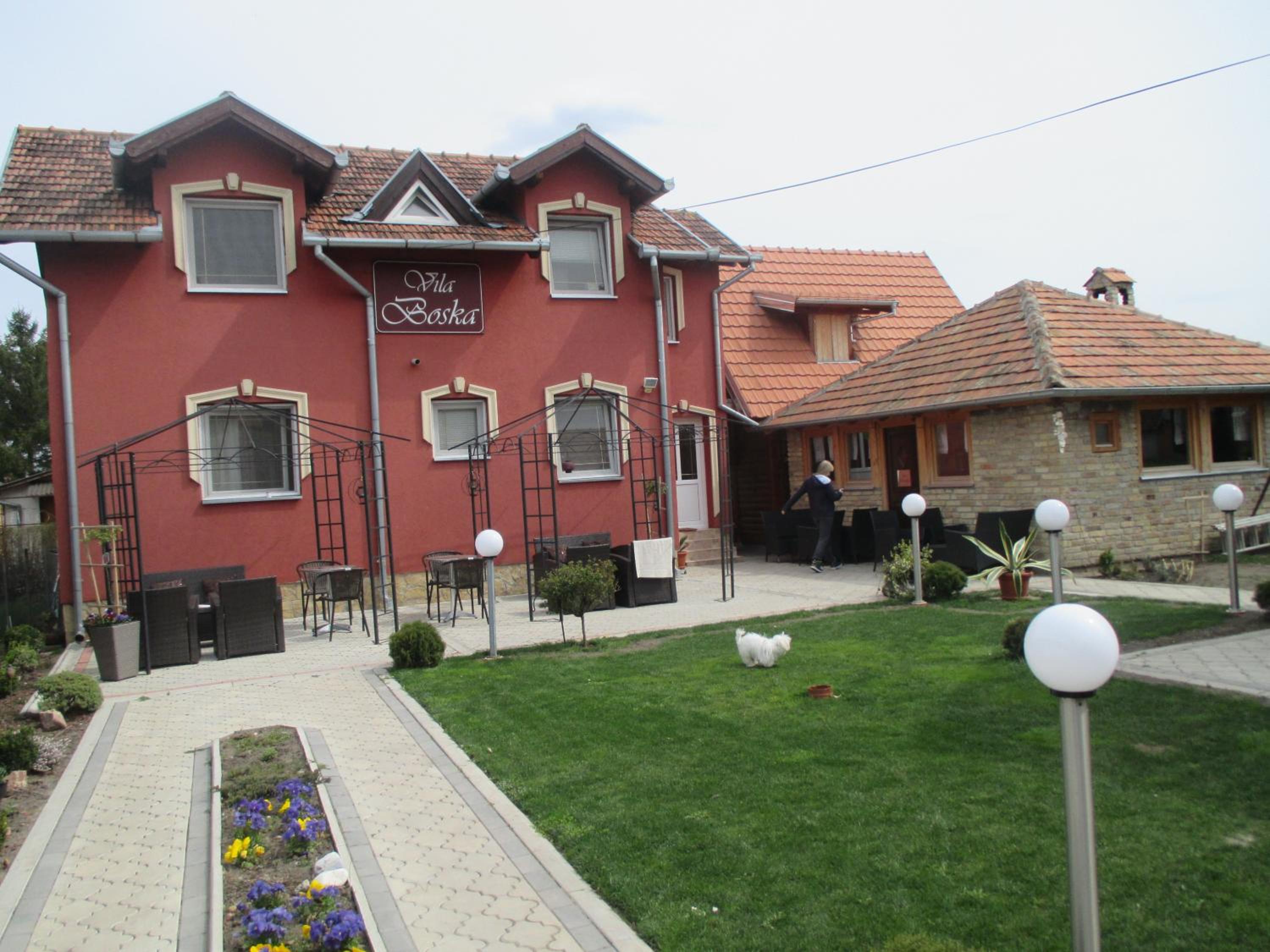 Photo 48