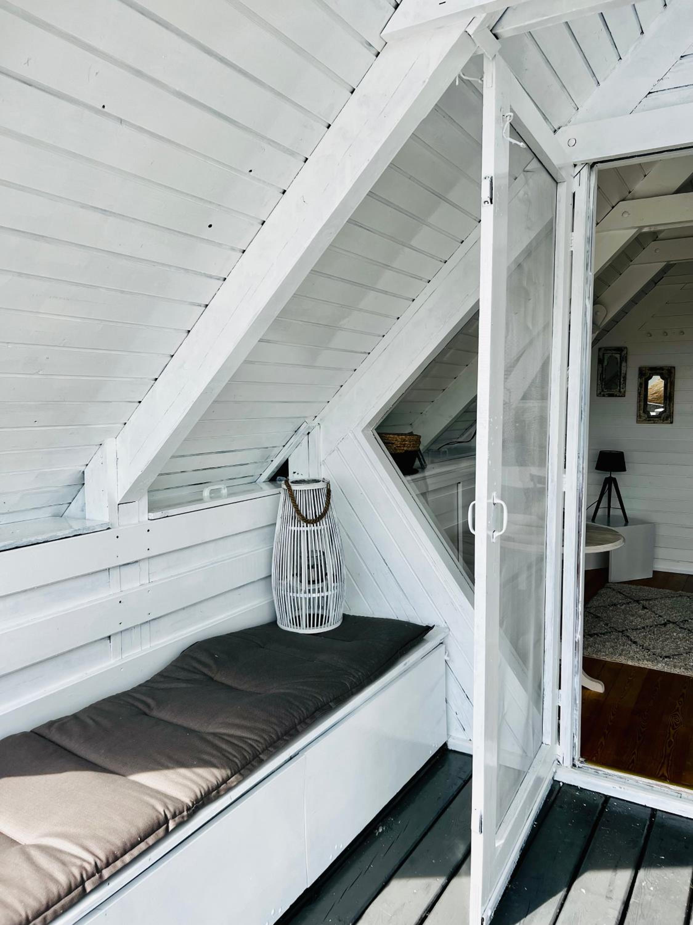 Seehütte Neusiedlersee - Seehaus inklusive Elektroboot
