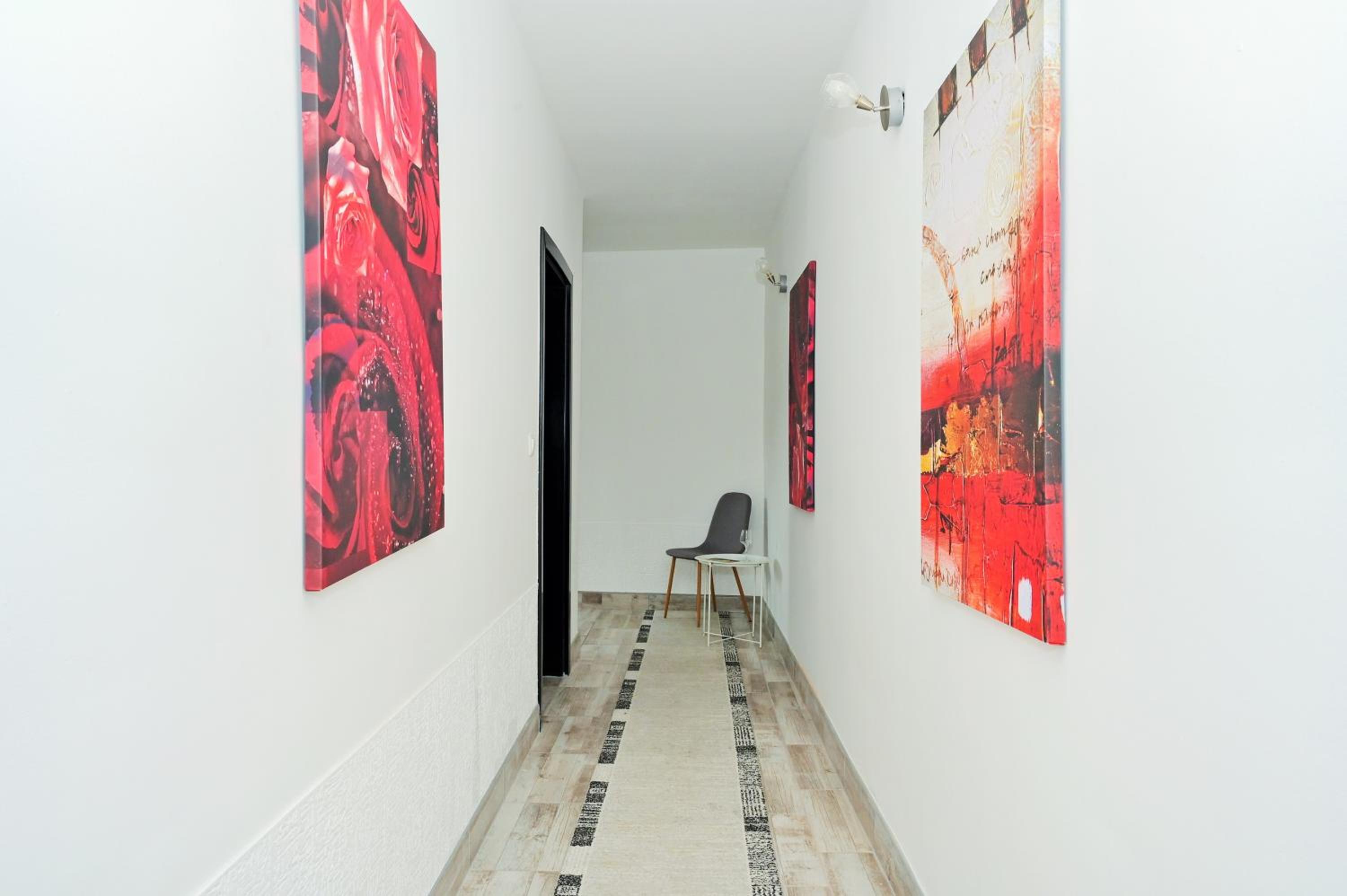 Lola's House