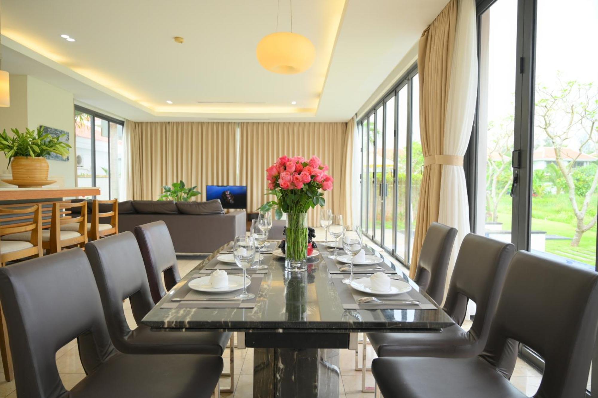 Romantic Villa with Private swimming pool, near Danang Golf Course view 2