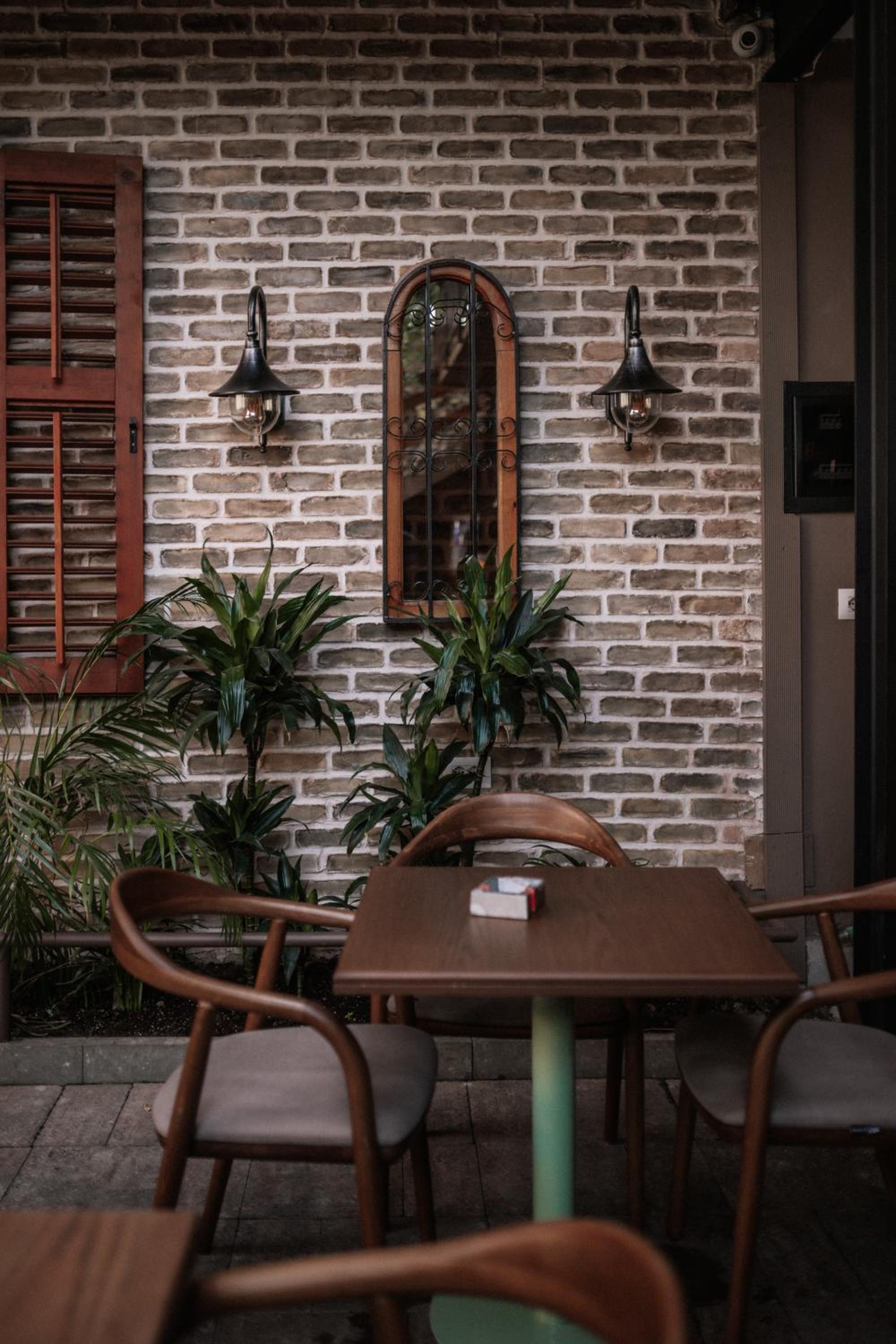 Bed Station Hostel & Bar