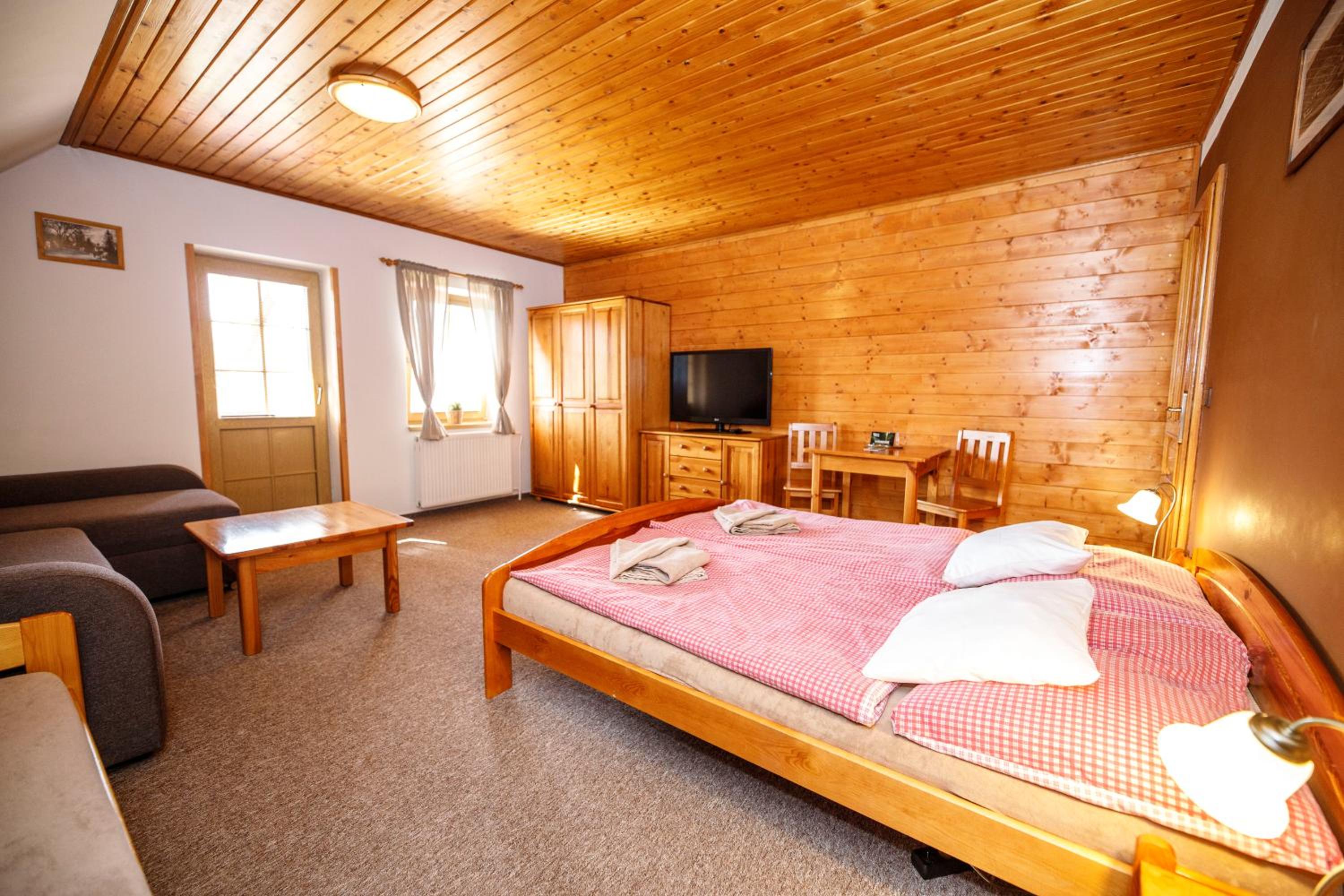 Penzion pod Šerákem