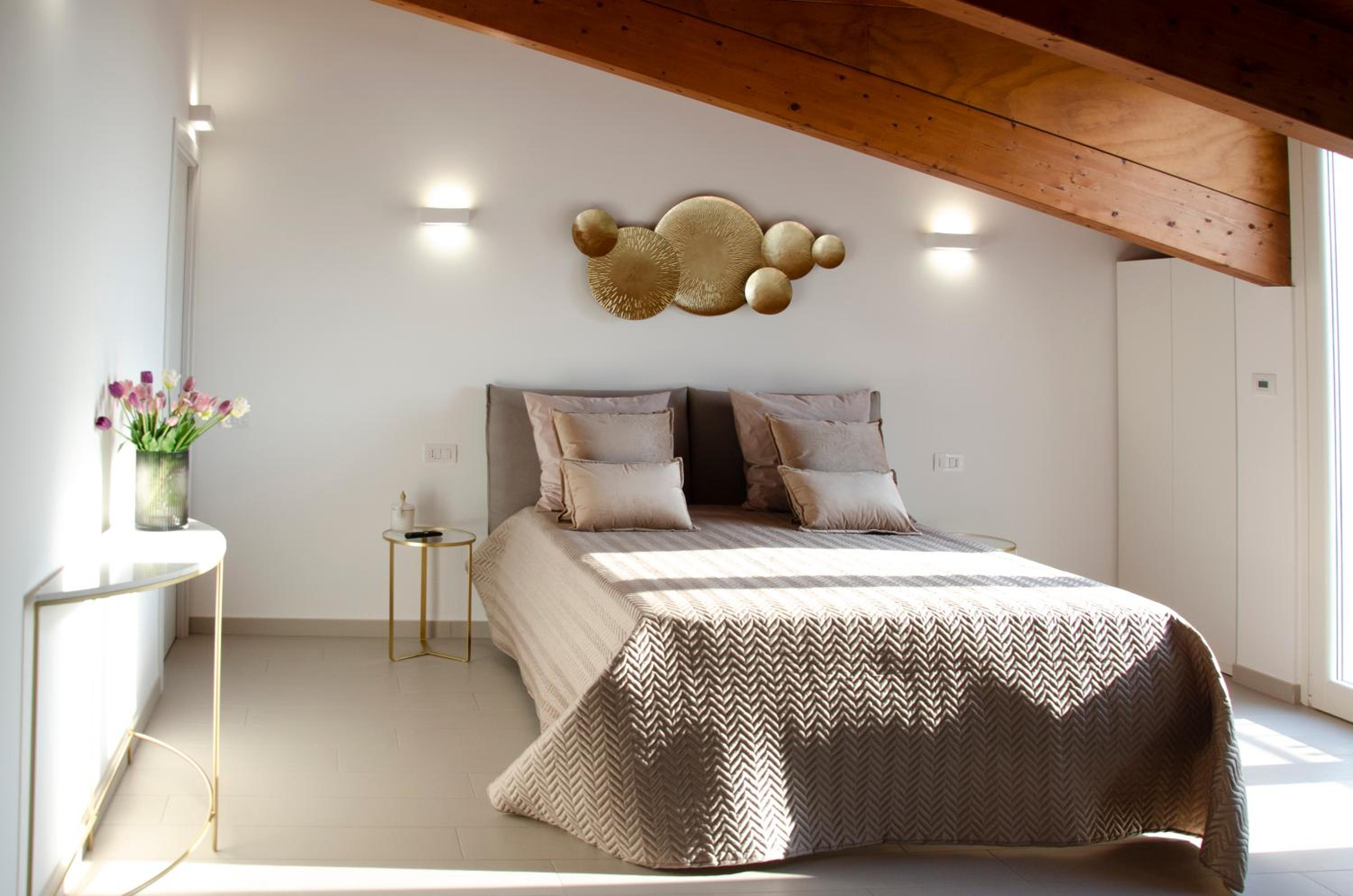 Donna Elena Rooms