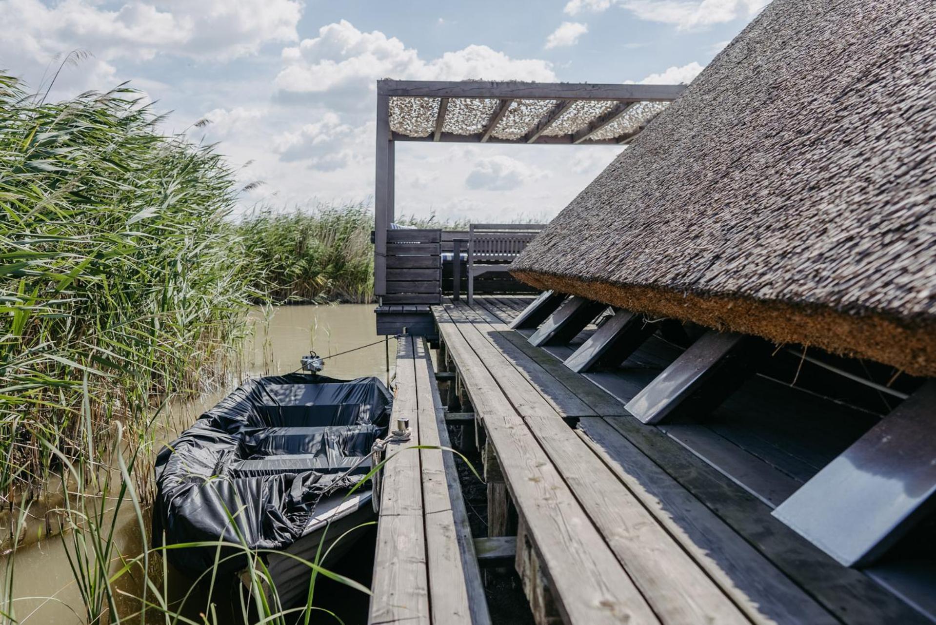 Seehütte Neusiedlersee inklusive Elektroboot