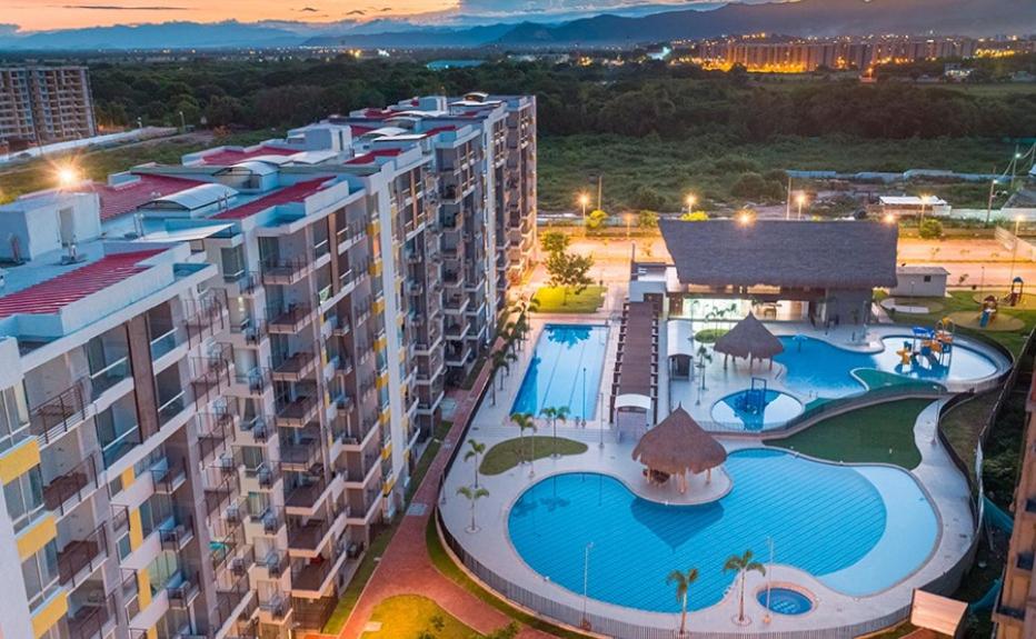 Marquis Enclave, Condo With Pool Access and More