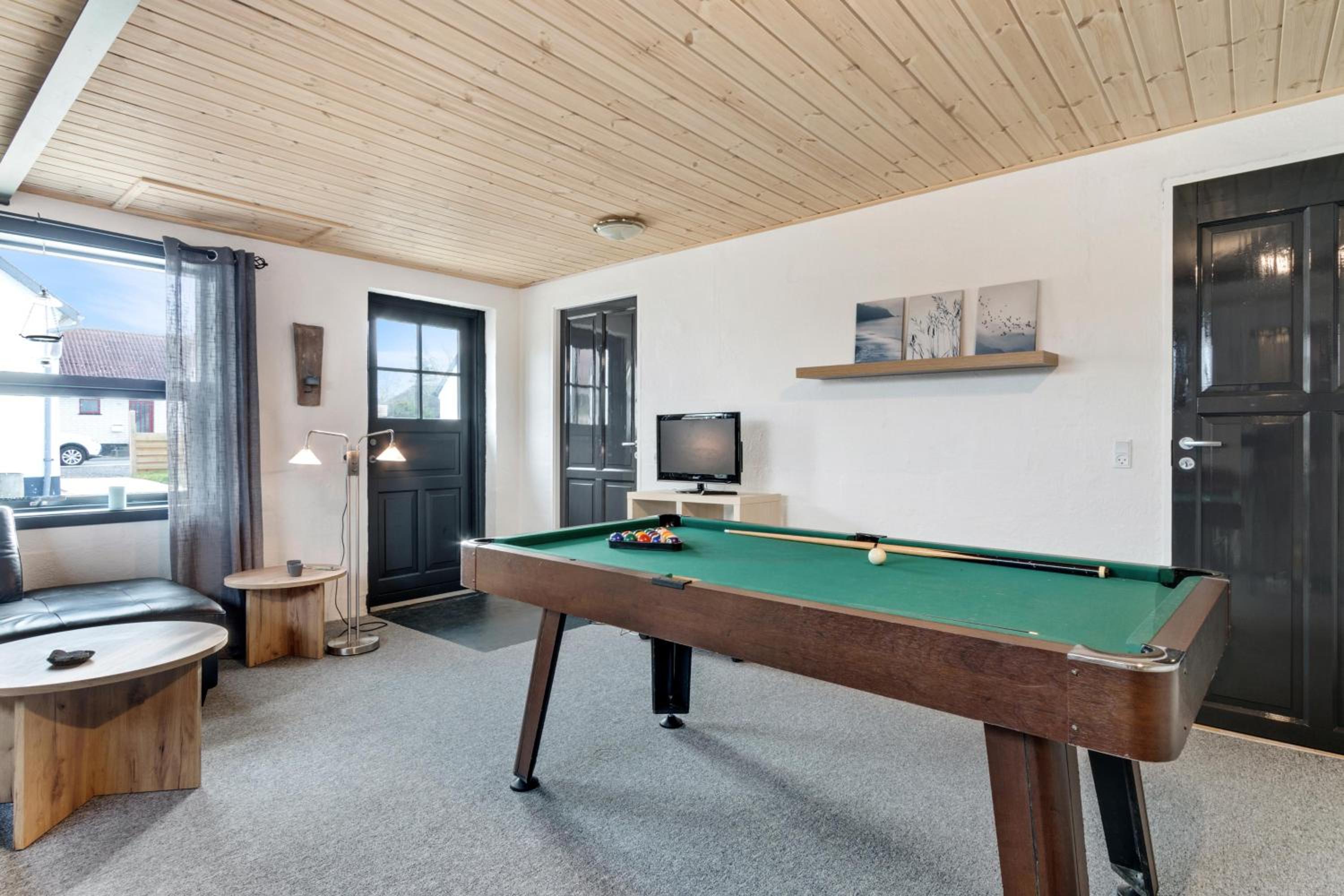 Large And Newly Renovated Holiday Home In Cozy Ingstrup