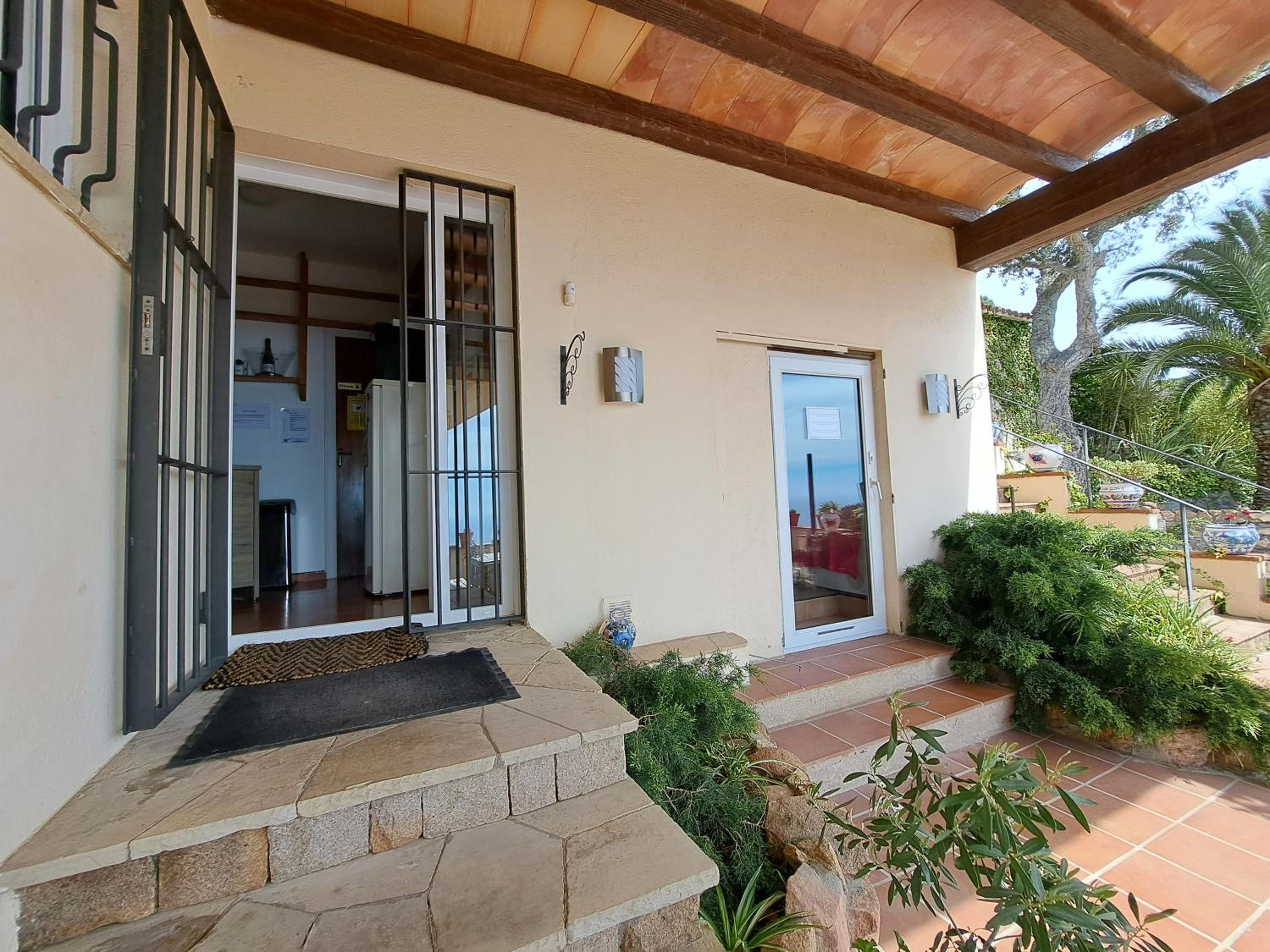 La Roqueta Hotel