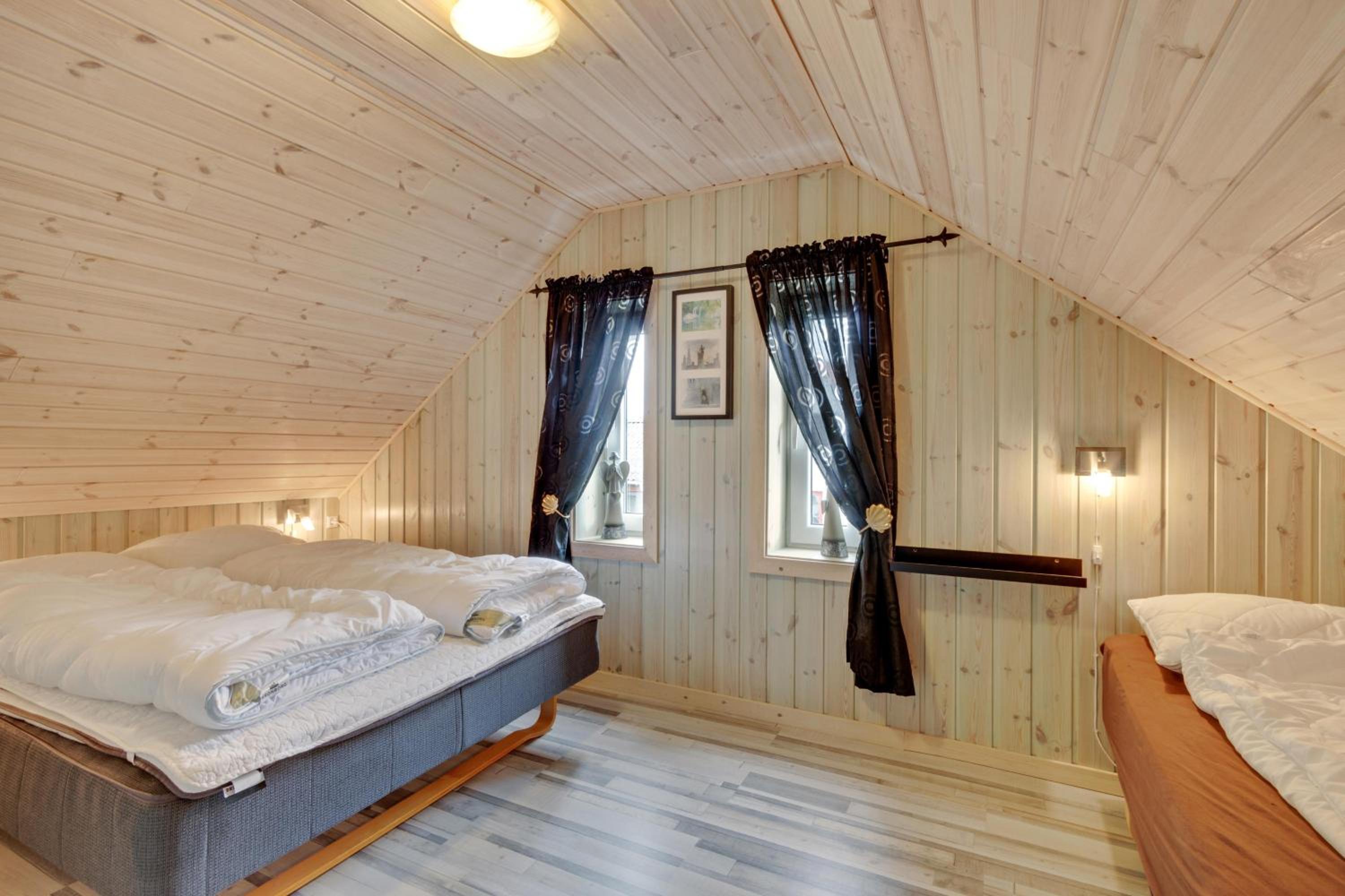 Large And Newly Renovated Holiday Home In Cozy Ingstrup