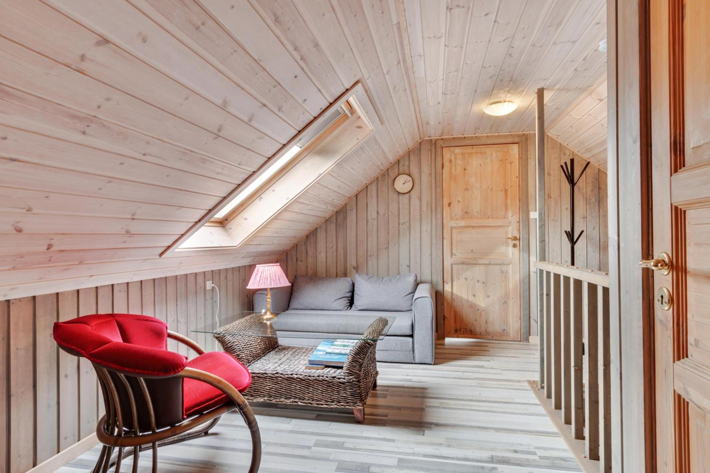 Large And Newly Renovated Holiday Home In Cozy Ingstrup