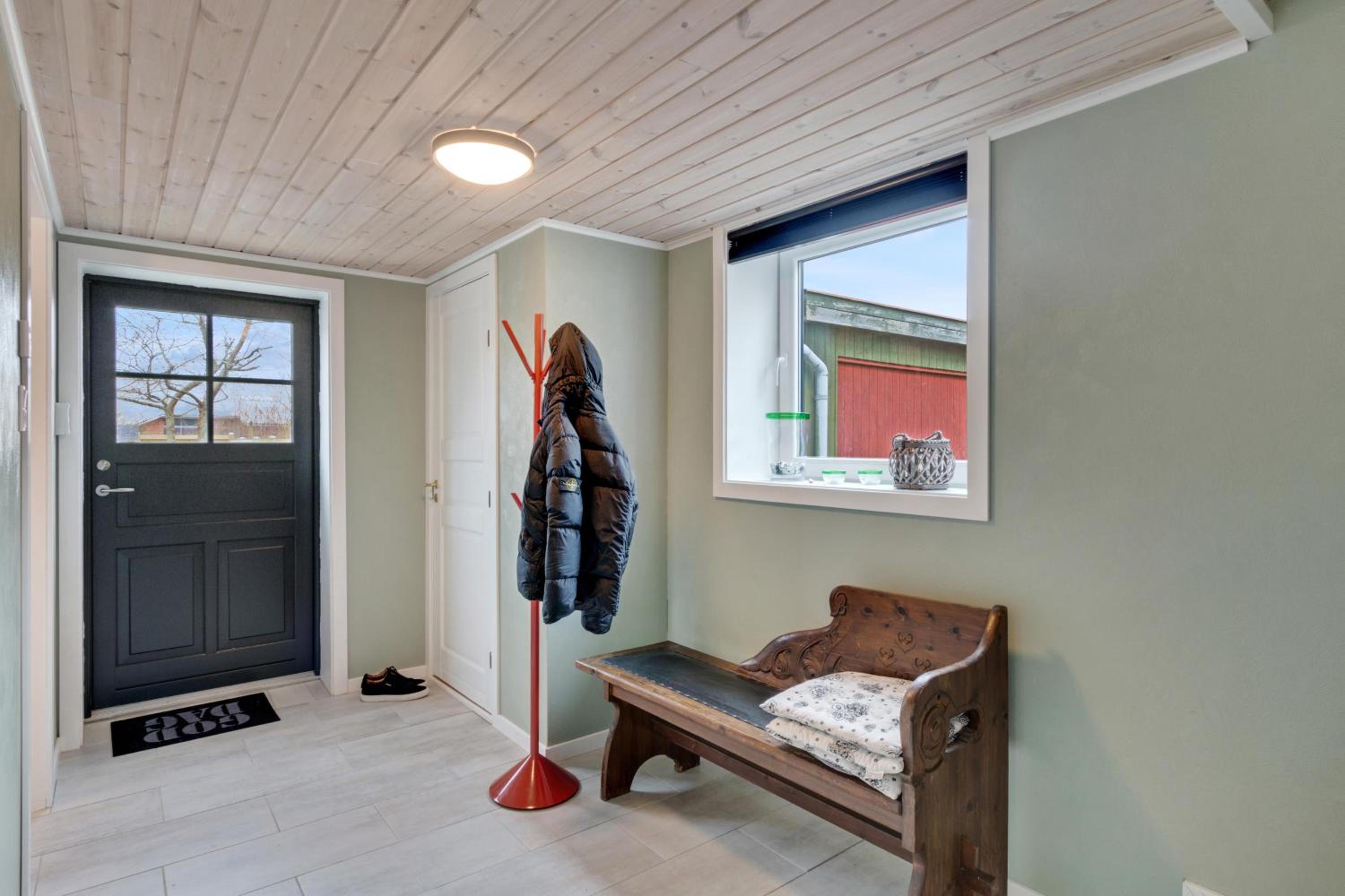 Large And Newly Renovated Holiday Home In Cozy Ingstrup