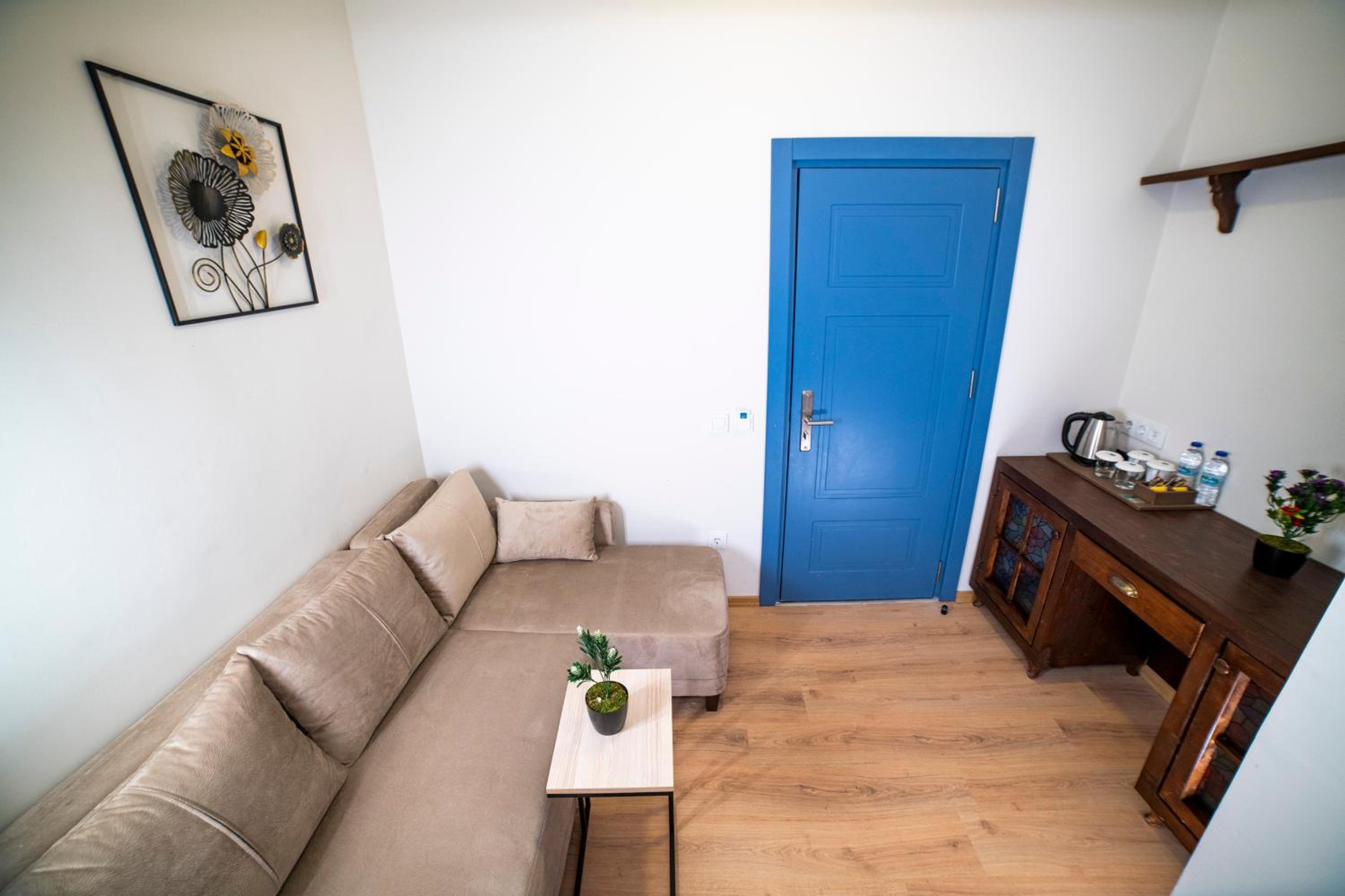 Sofa Hotels Kaleiçi - Image 10