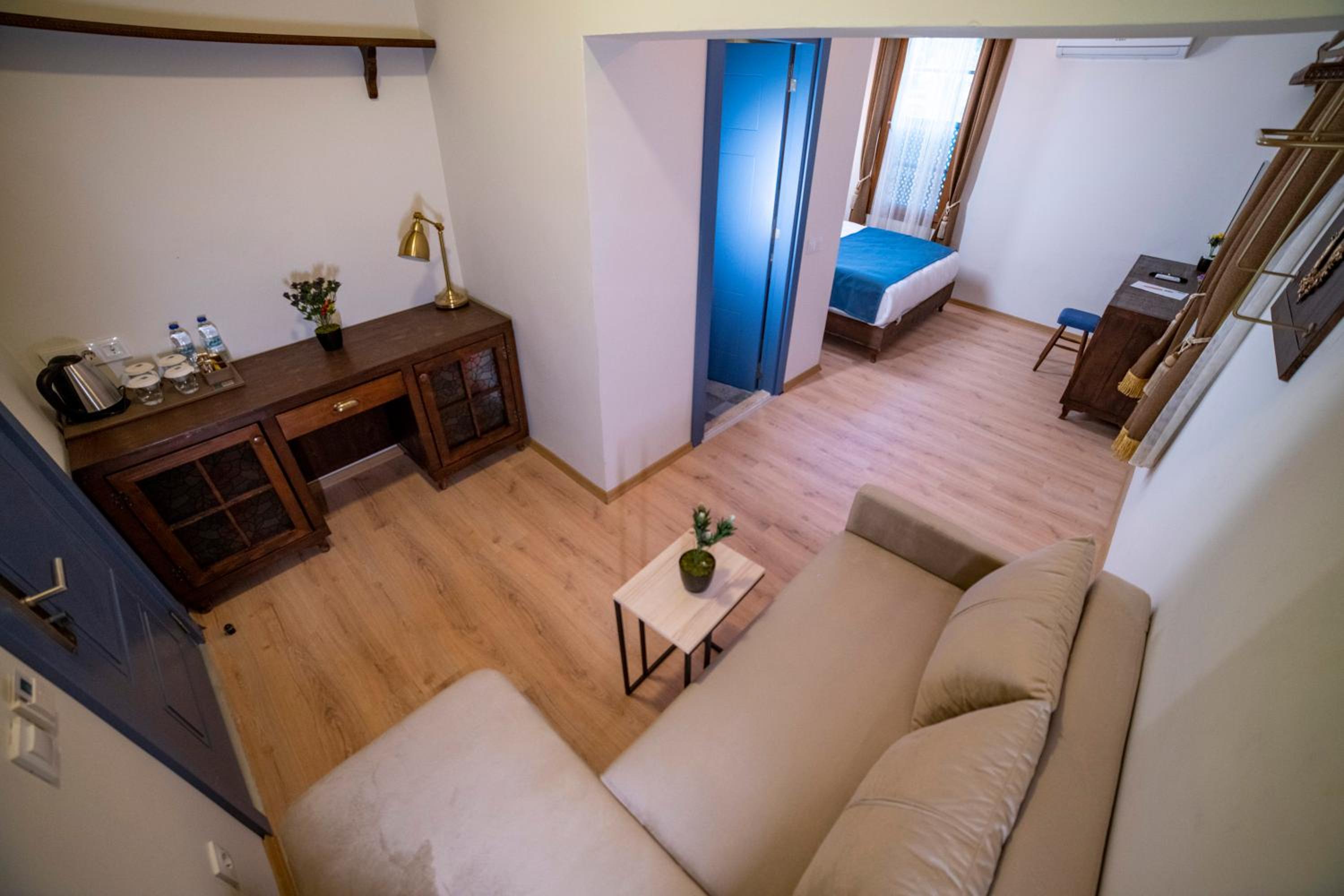 Sofa Hotels Kaleiçi - Image 11