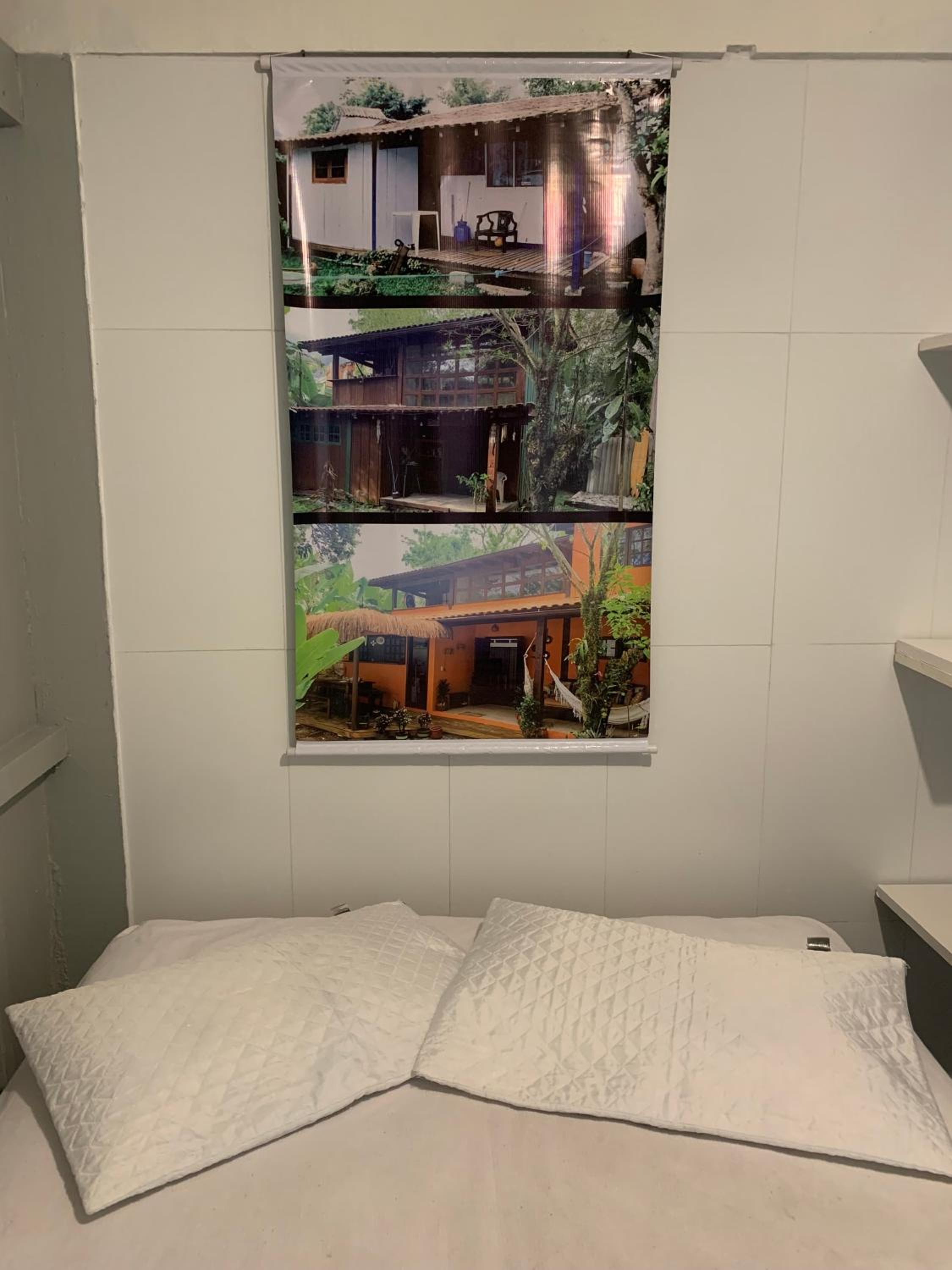 Casa charmosa em Camburi, perto da praia, com garagem-São Sebastião