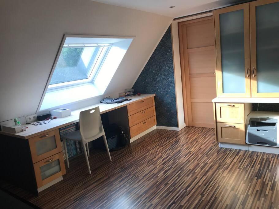 Maison moderne avec sauna et bain nordique