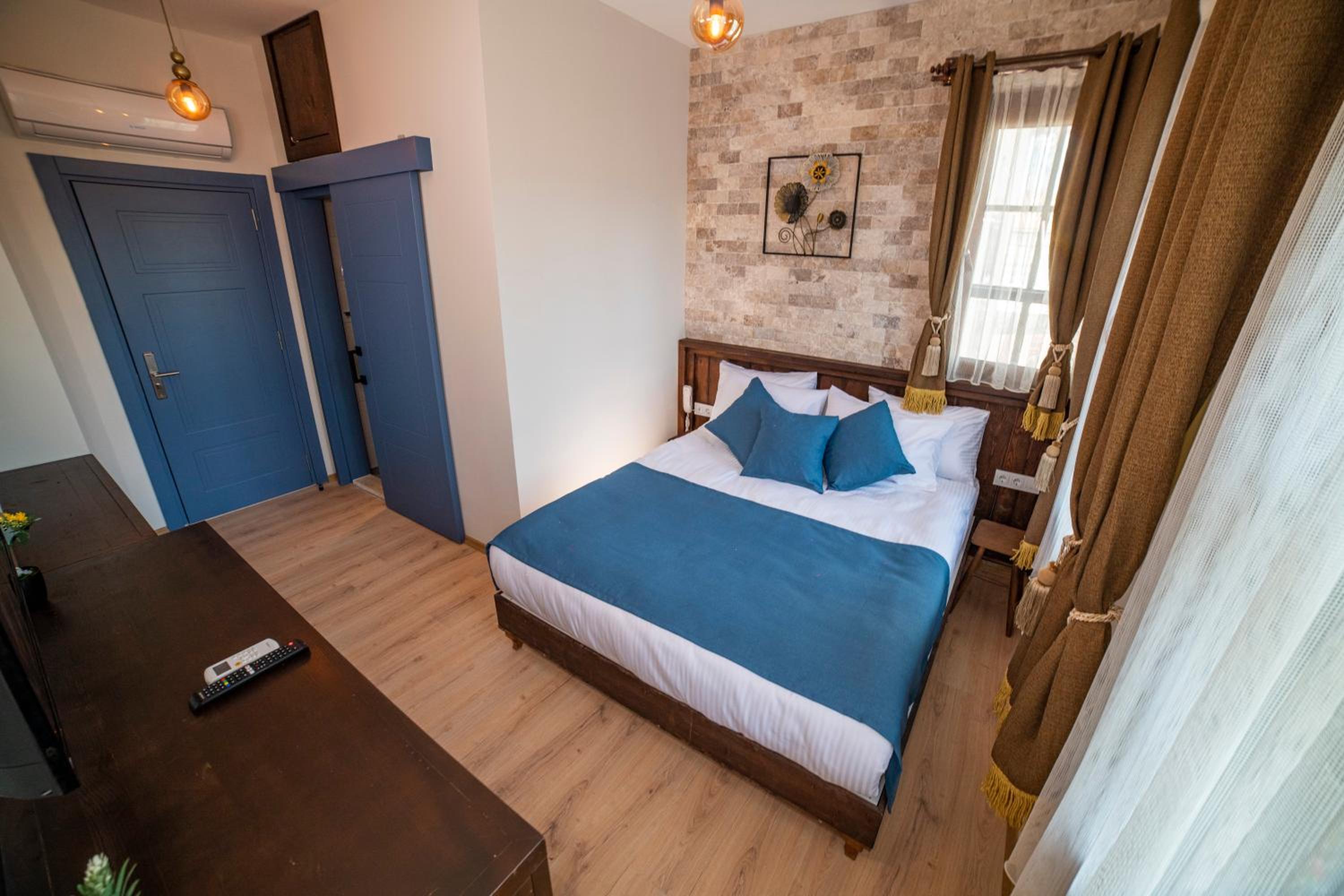 Sofa Hotels Kaleiçi - Image 7