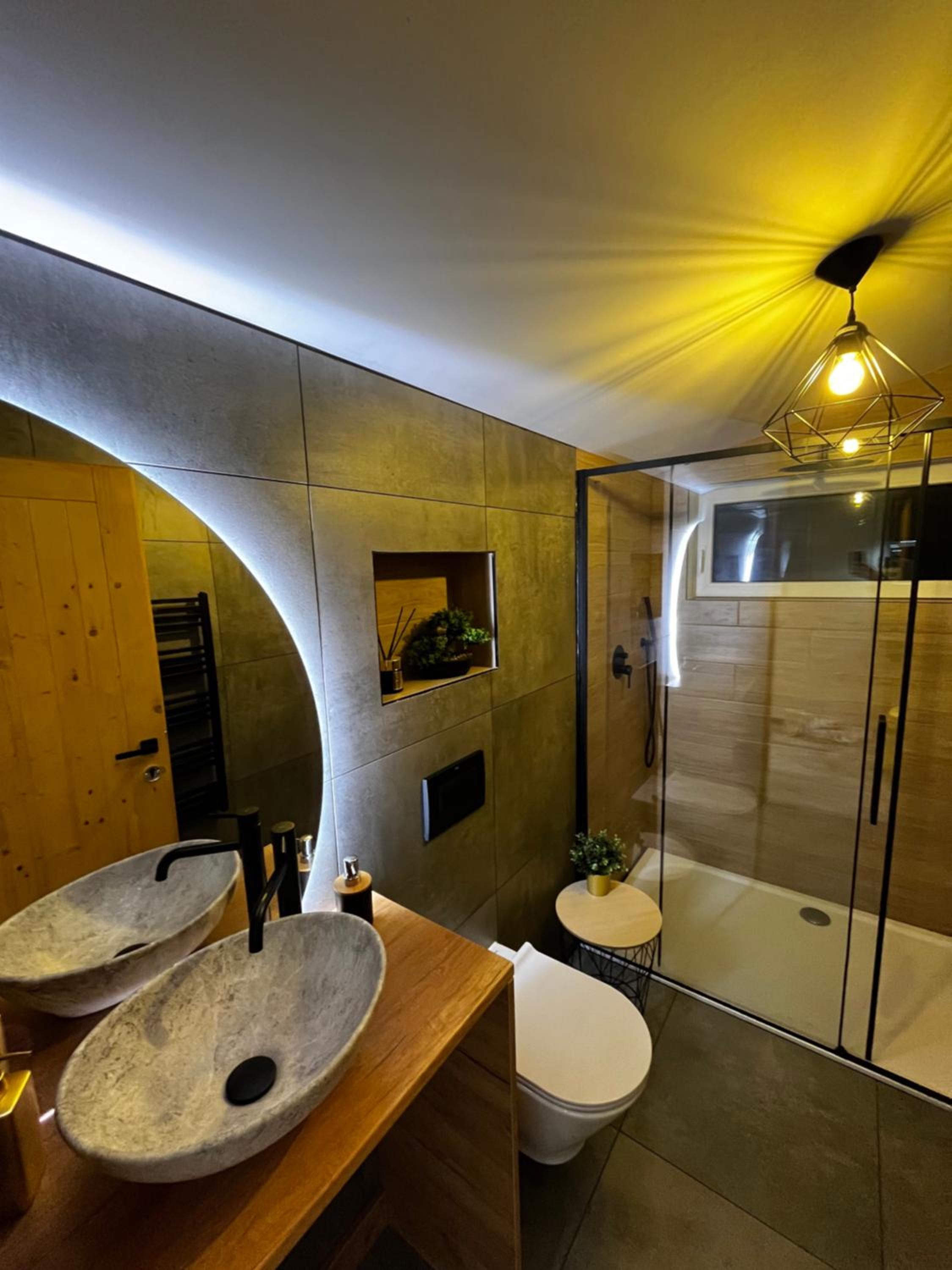 Wellness Chata Hideaway se saunou a vířivkou