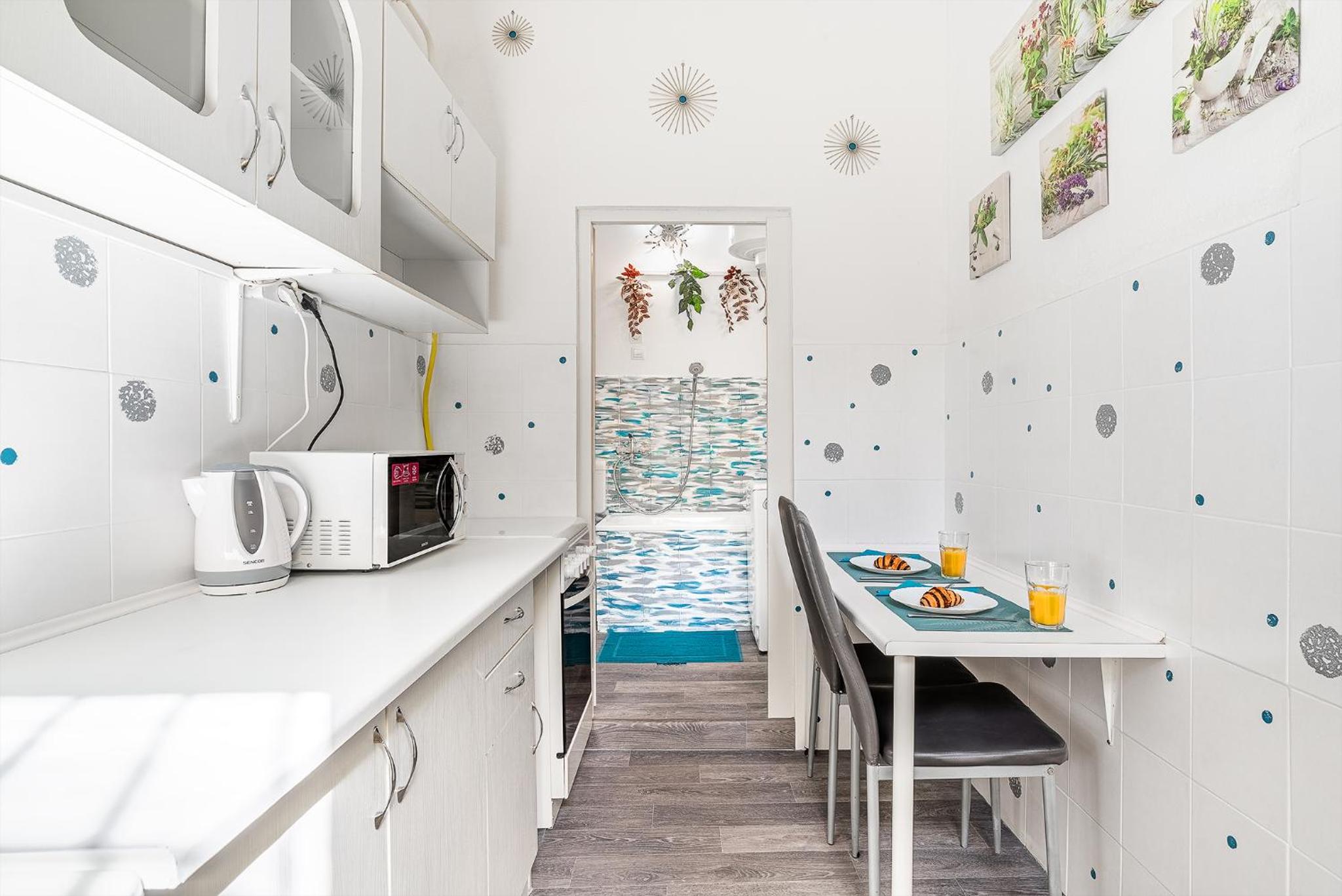 Sunny Dots Apartment - FREE PARKING!