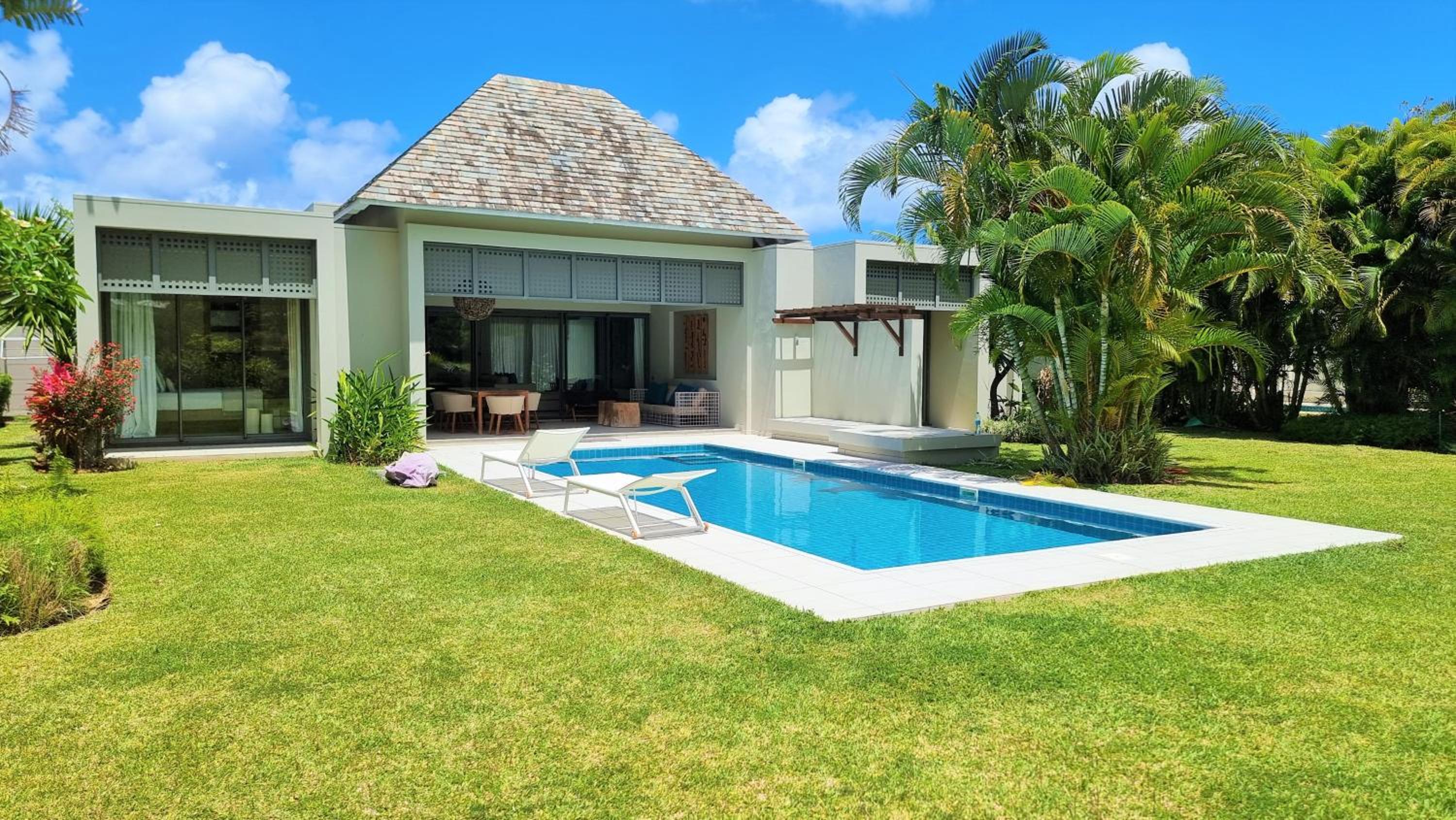 Superior 4-Bedroom Villa at Anahita Golf & Spa Resort's photo 2