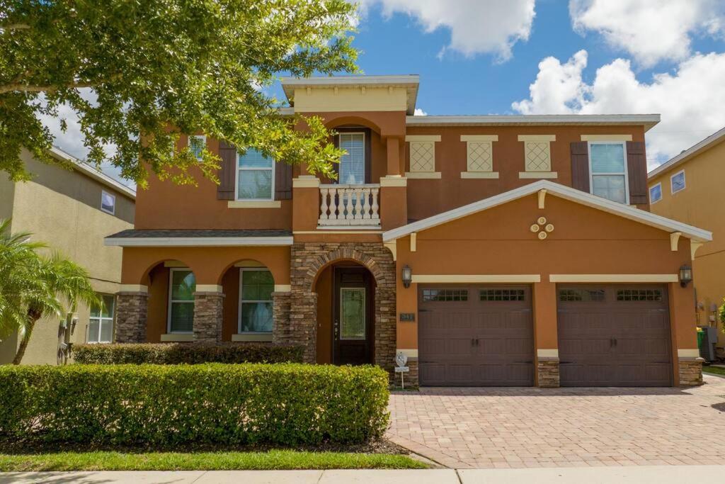 Hotel Luxury Villa near Disney - Image 1