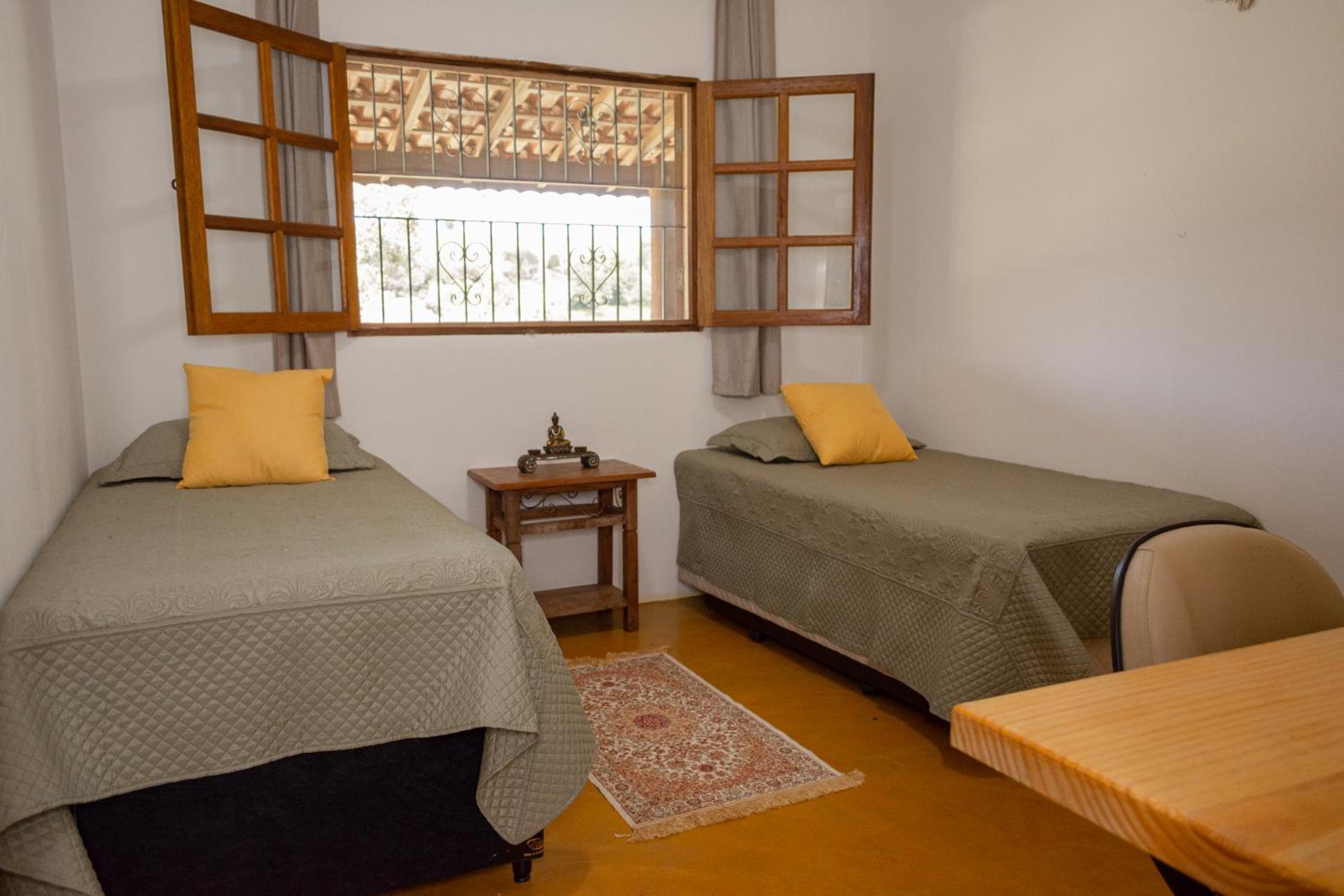 Casa em Bueno Brandão(MG) com Cachoeira Particular